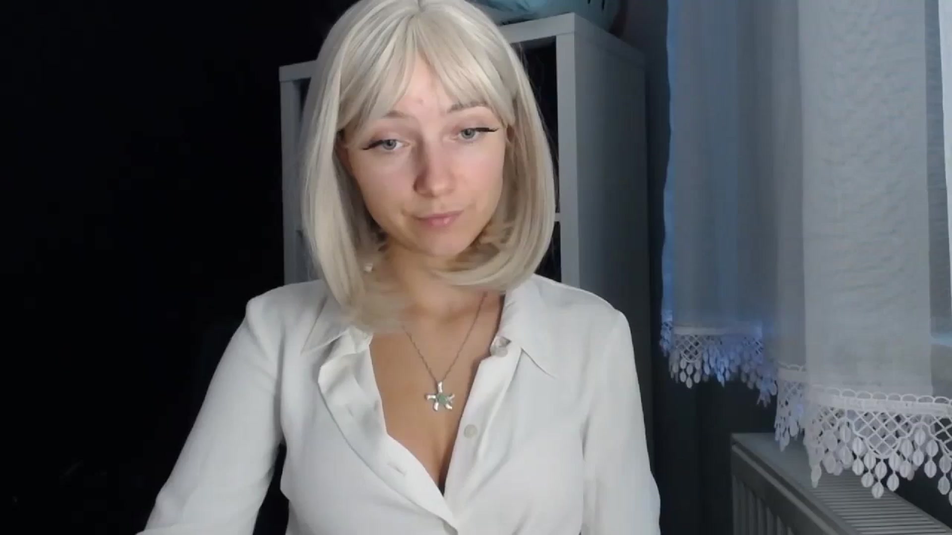 Gallery image thumbnail from LuciaAmazing's myfreecams stream on, 11/21/2023, 12:01 image 9 of 20