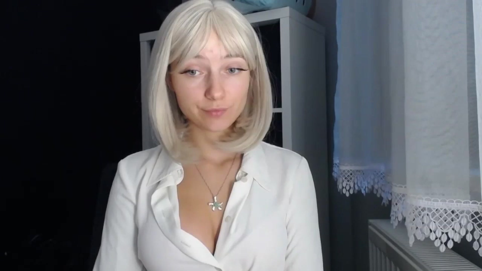 Gallery image thumbnail from LuciaAmazing's myfreecams stream on, 11/21/2023, 12:01 image 15 of 20
