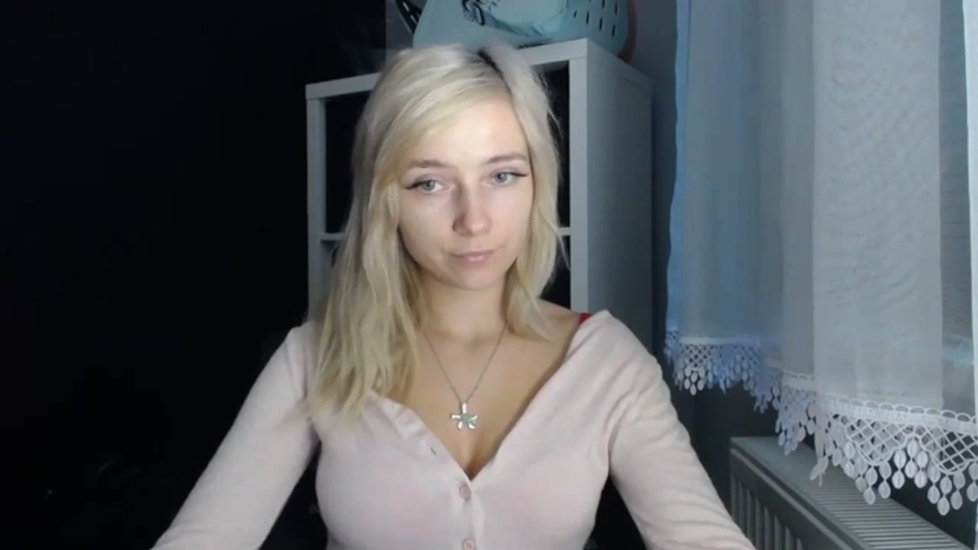 Gallery image thumbnail from LuciaAmazing's myfreecams stream on, 11/22/2023, 11:54 image 20 of 20
