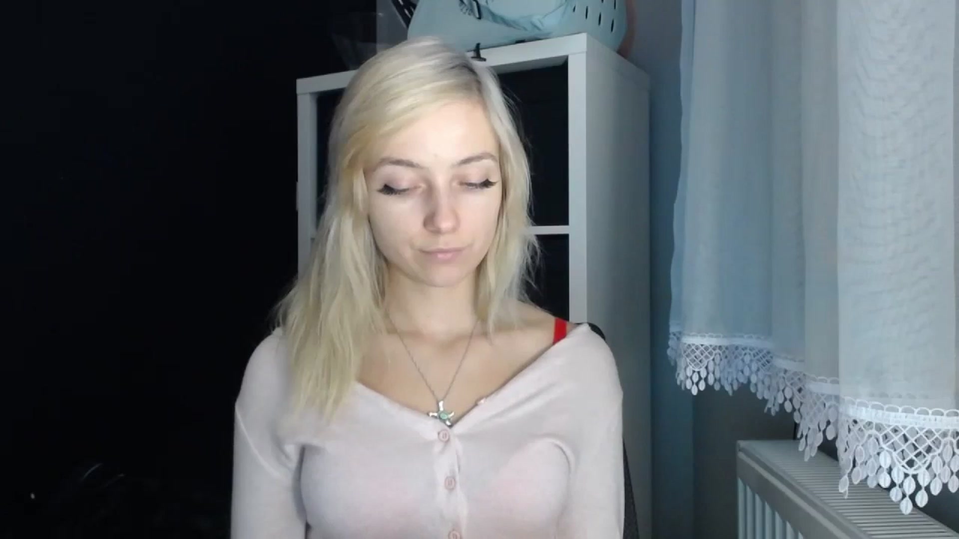 Gallery image thumbnail from LuciaAmazing's myfreecams stream on, 11/22/2023, 13:48 image 9 of 20