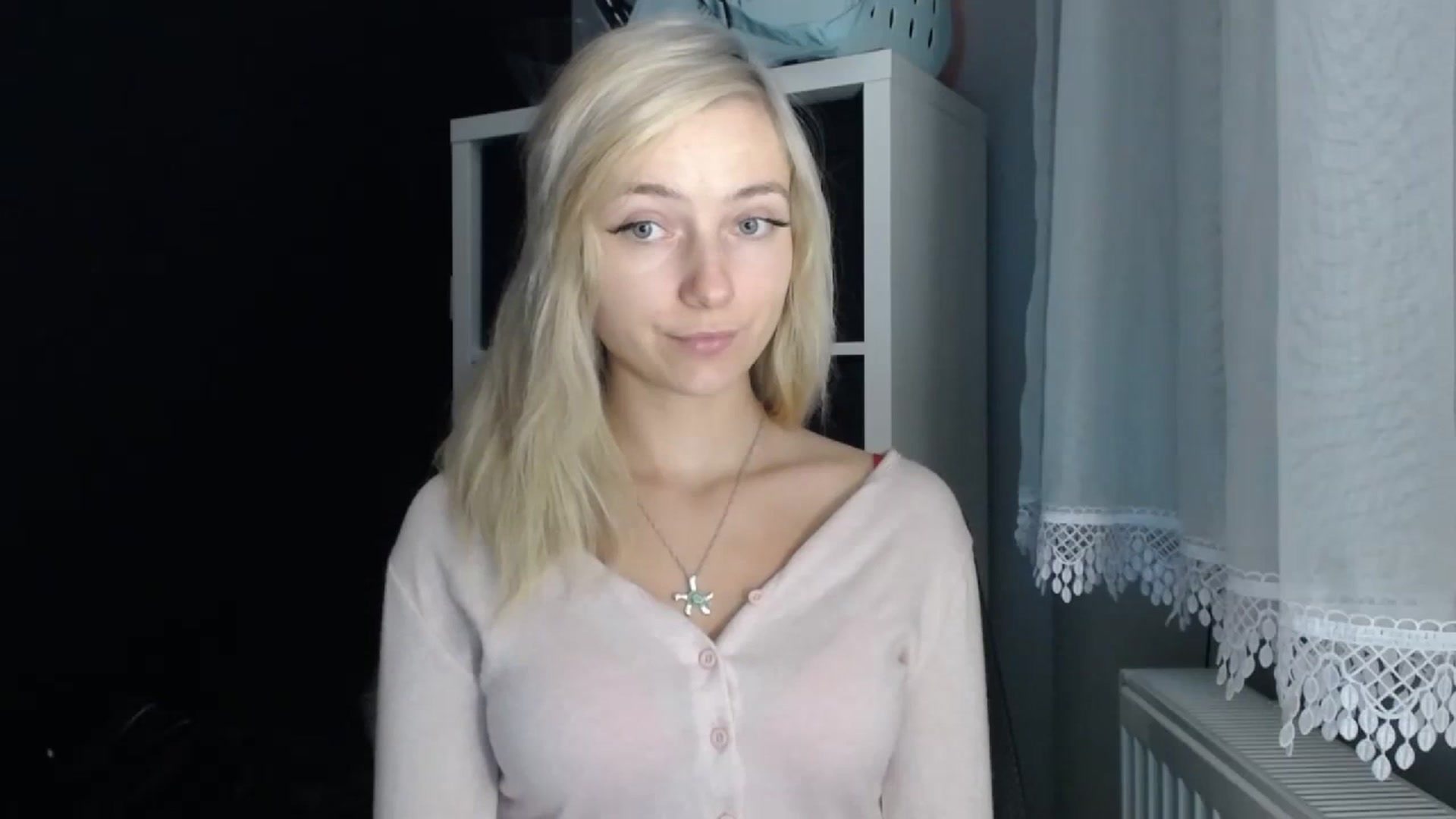 Gallery image thumbnail from LuciaAmazing's myfreecams stream on, 11/22/2023, 14:58 image 1 of 20