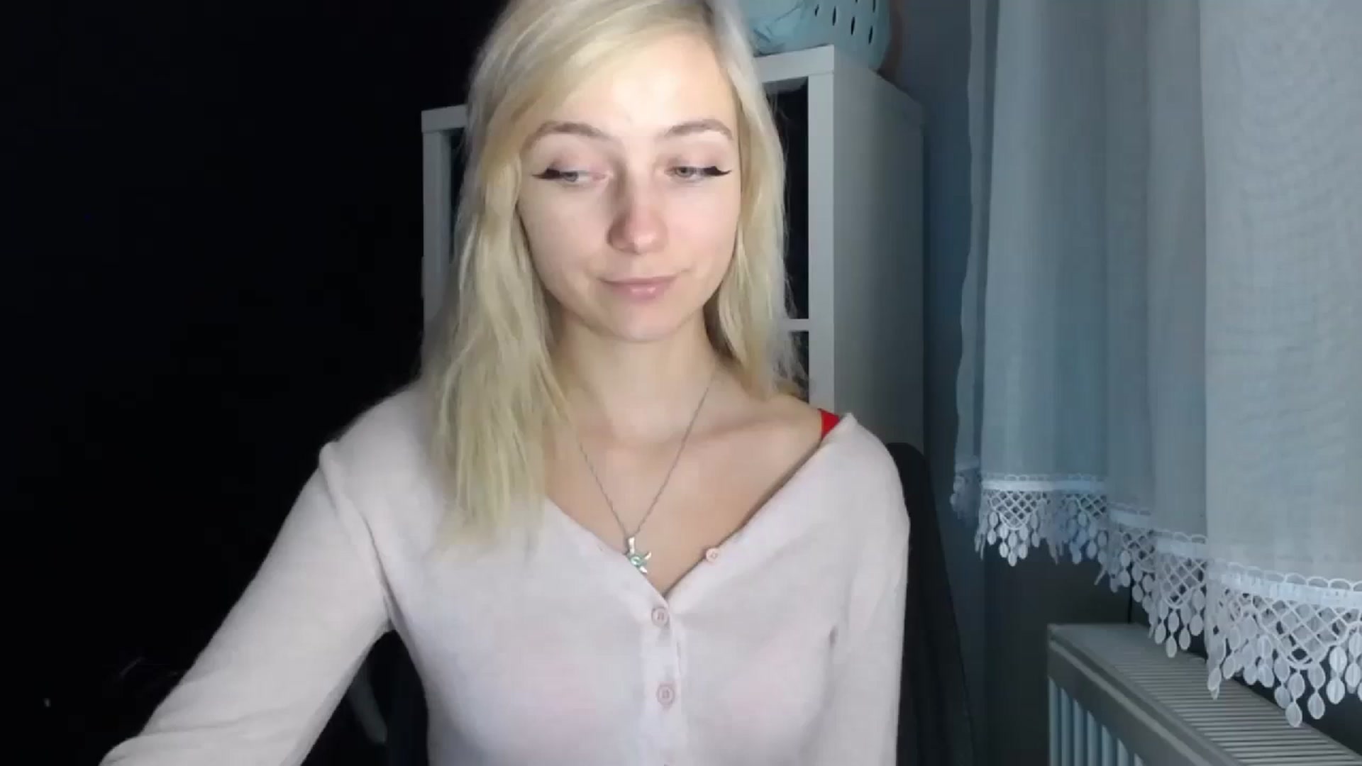 Gallery image thumbnail from LuciaAmazing's myfreecams stream on, 11/22/2023, 14:58 image 20 of 20