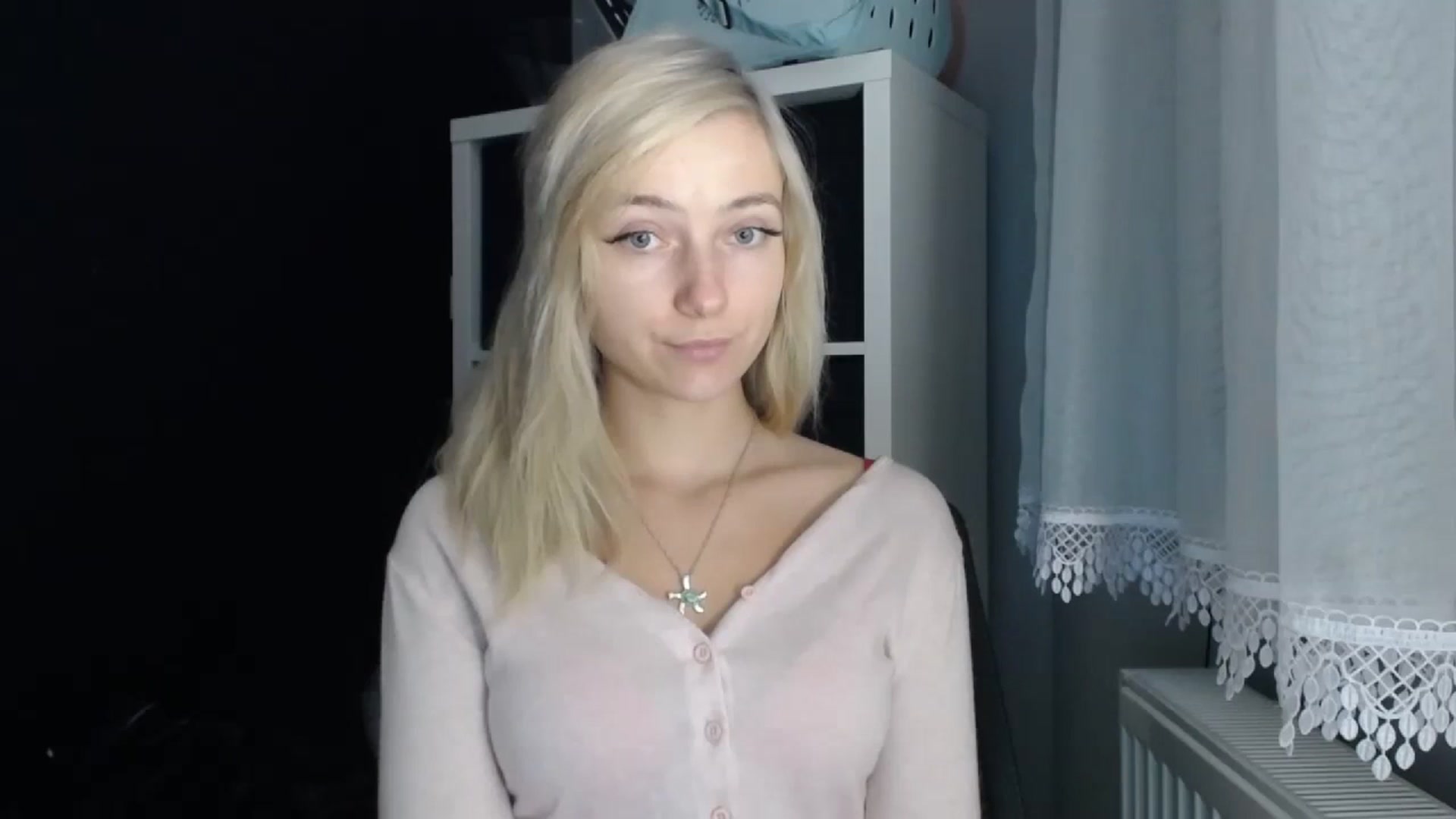Gallery image thumbnail from LuciaAmazing's myfreecams stream on, 11/22/2023, 14:58 image 2 of 20