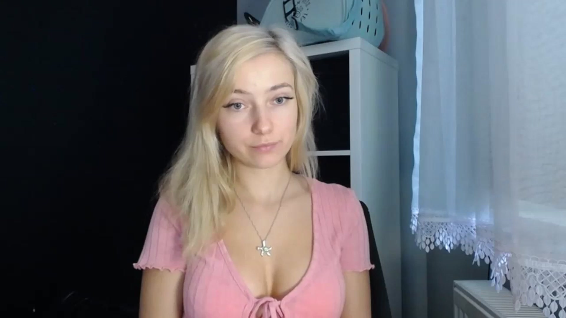 Gallery image thumbnail from LuciaAmazing's myfreecams stream on, 11/23/2023, 09:11 image 5 of 20