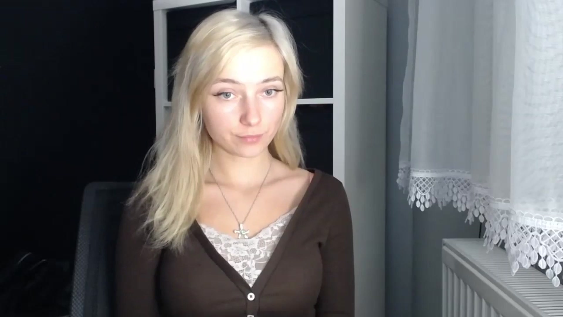 Gallery image thumbnail from LuciaAmazing's myfreecams stream on, 11/23/2023, 20:07 image 13 of 20