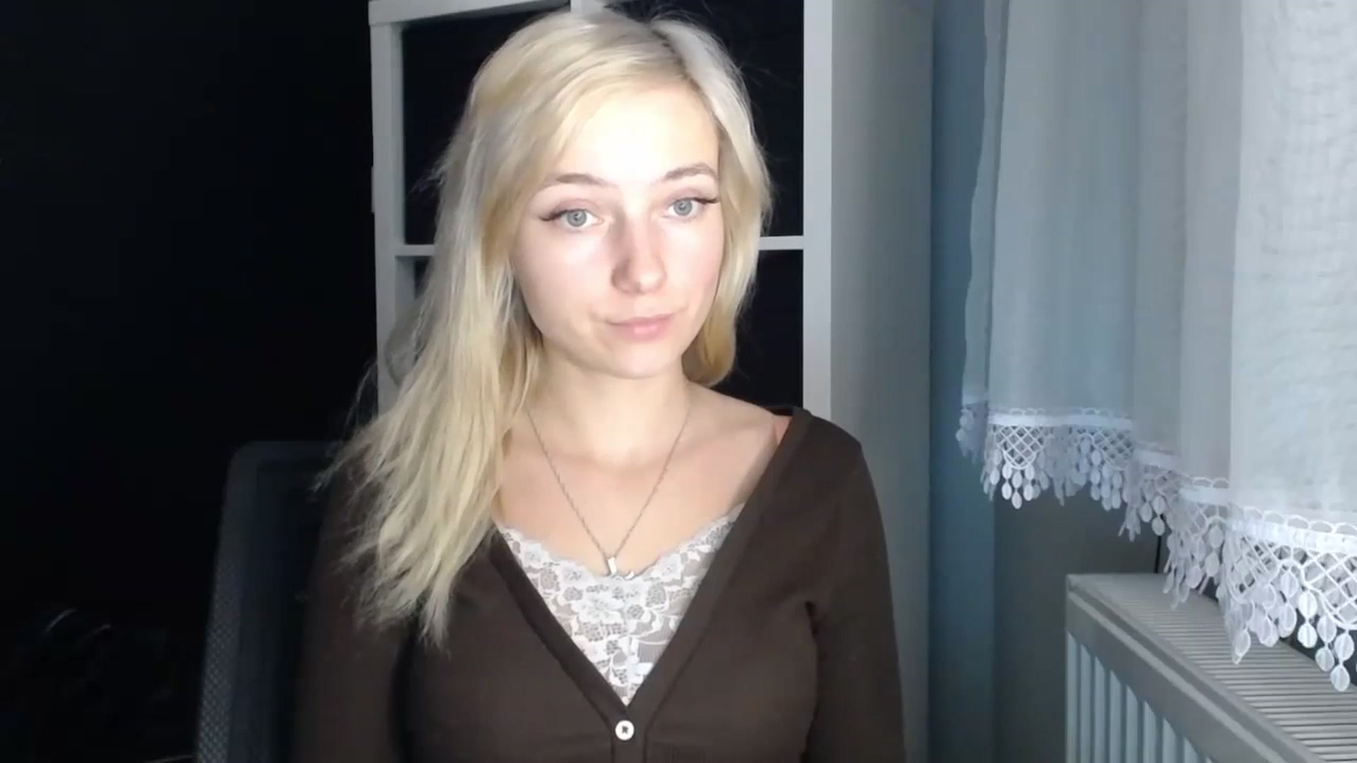 Gallery image thumbnail from LuciaAmazing's myfreecams stream on, 11/23/2023, 20:07 image 16 of 20