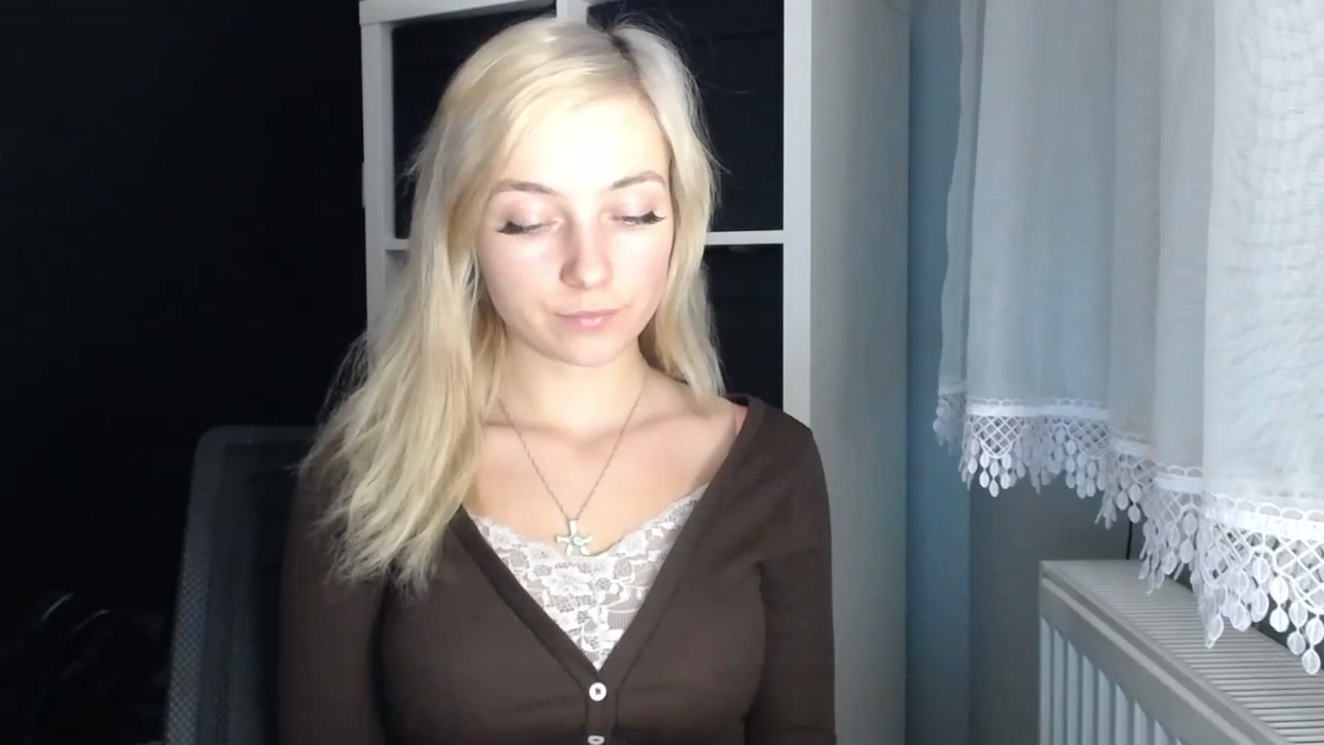Gallery image thumbnail from LuciaAmazing's myfreecams stream on, 11/23/2023, 20:07 image 9 of 20
