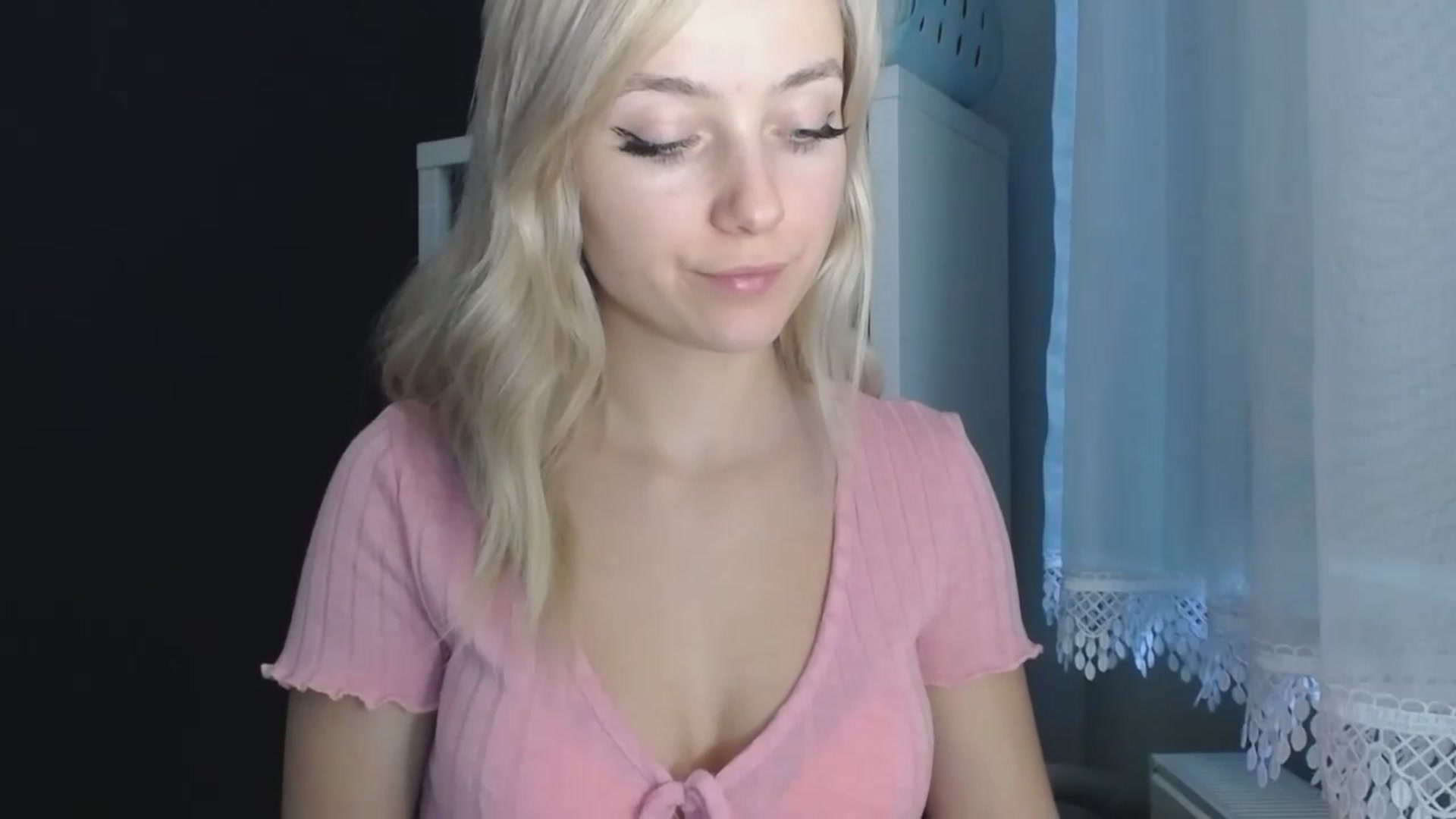 Gallery image thumbnail from LuciaAmazing's myfreecams stream on, 11/26/2023, 11:01 image 14 of 20