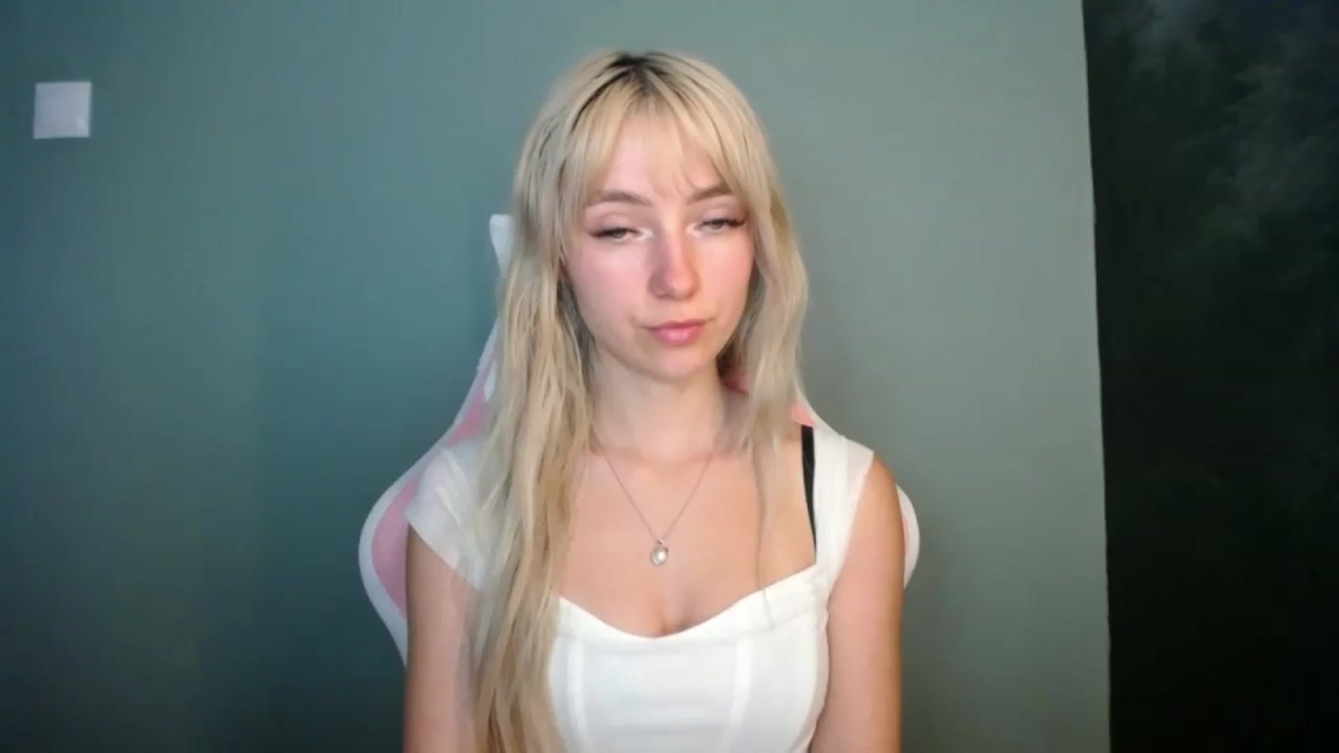 Gallery image thumbnail from LuciaAmazing's myfreecams stream on, 05/31/2026, 10:02 image 13 of 20