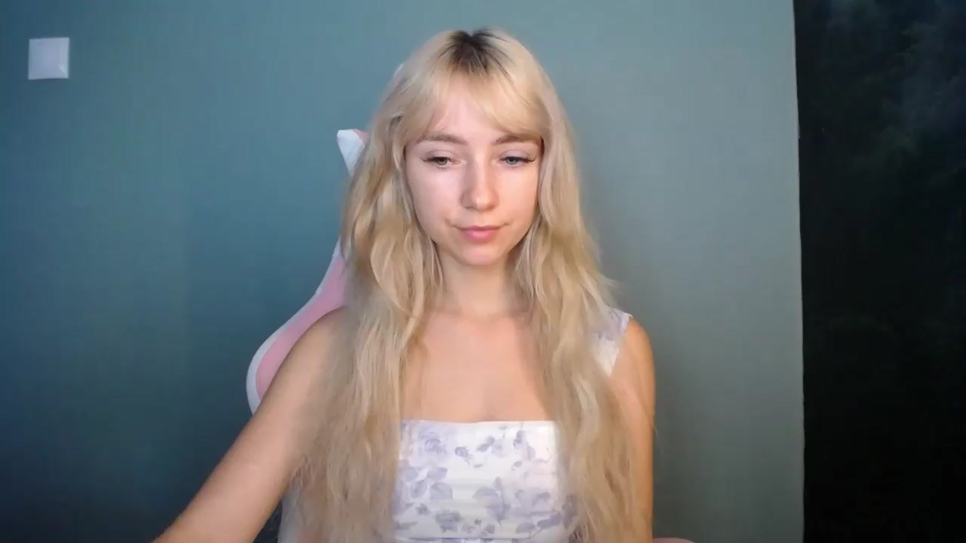Gallery image thumbnail from LuciaAmazing's myfreecams stream on, 06/06/2026, 10:02 image 5 of 20