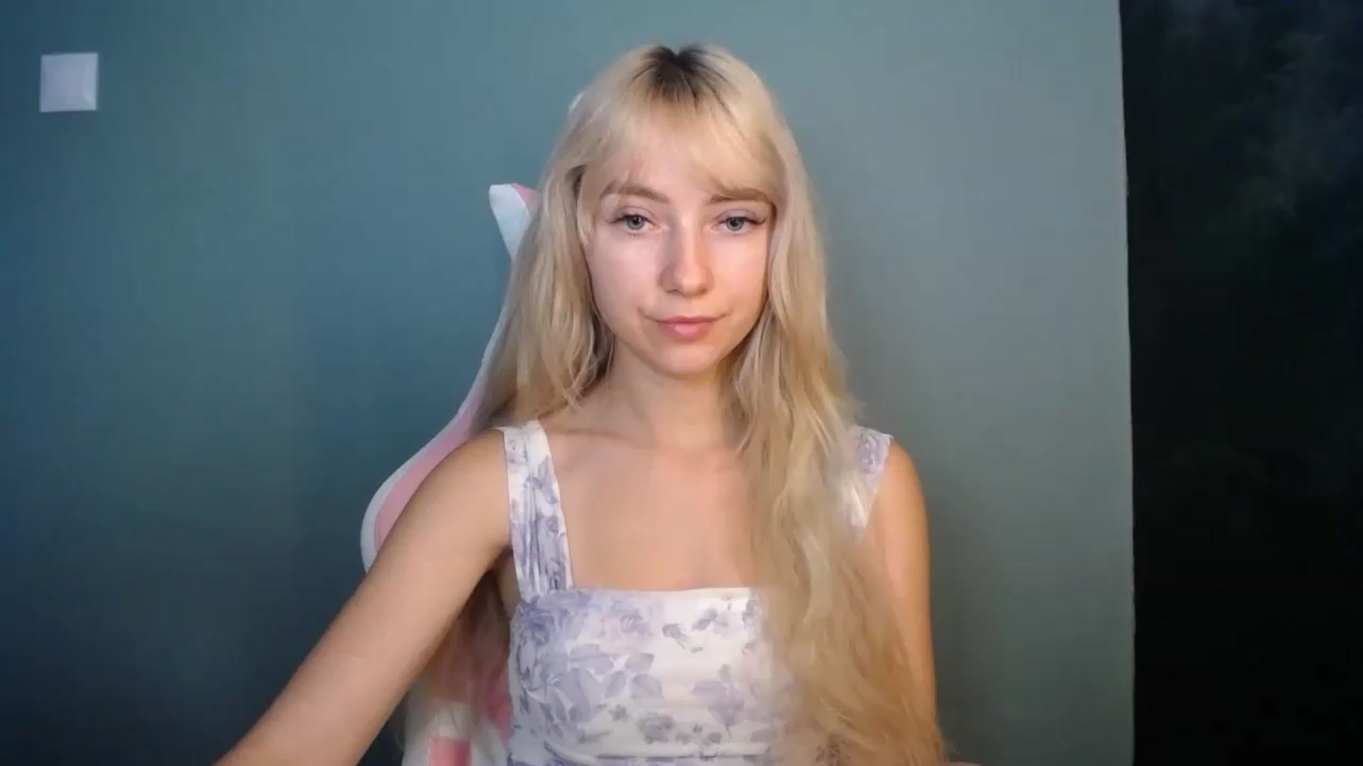 Gallery image thumbnail from LuciaAmazing's myfreecams stream on, 06/06/2026, 10:02 image 12 of 20