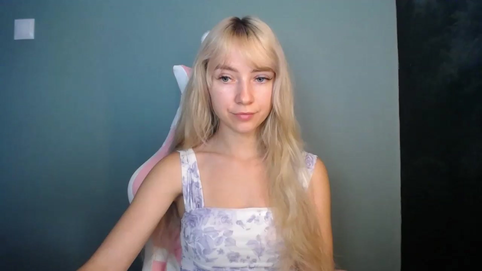 Gallery image thumbnail from LuciaAmazing's myfreecams stream on, 06/06/2026, 10:02 image 14 of 20