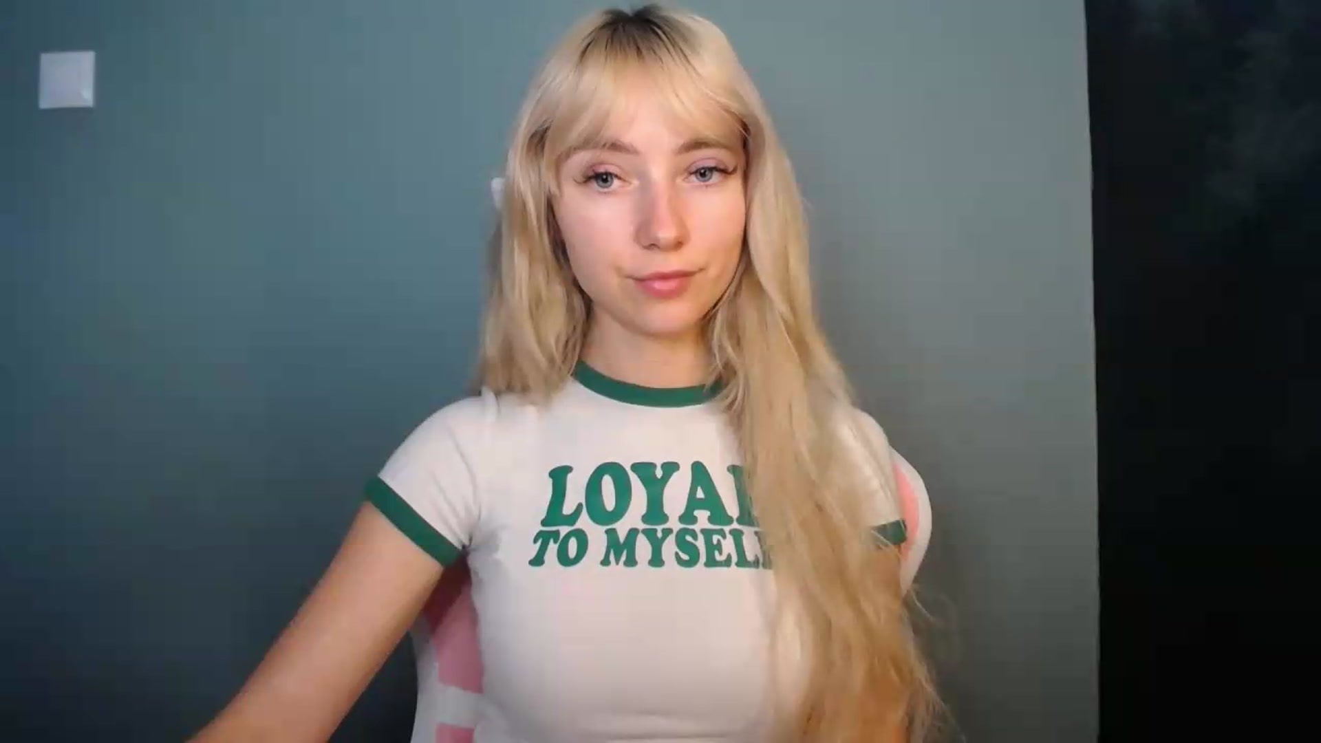 Gallery image thumbnail from LuciaAmazing's myfreecams stream on, 06/06/2026, 12:45 image 12 of 20