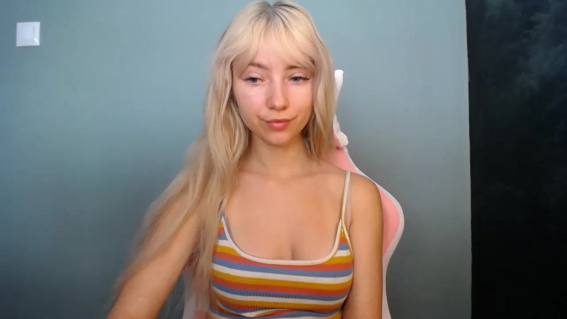 Gallery image thumbnail from LuciaAmazing's myfreecams stream on, 06/07/2026, 09:58 image 3 of 20