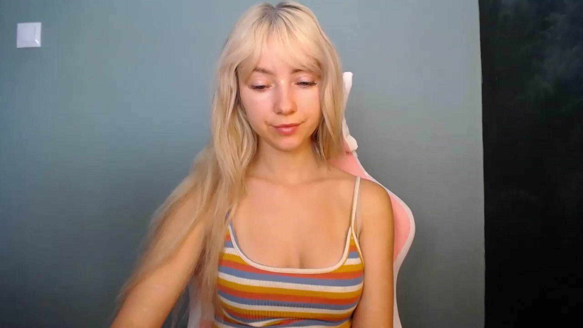 Gallery image thumbnail from LuciaAmazing's myfreecams stream on, 06/07/2026, 09:58 image 4 of 20