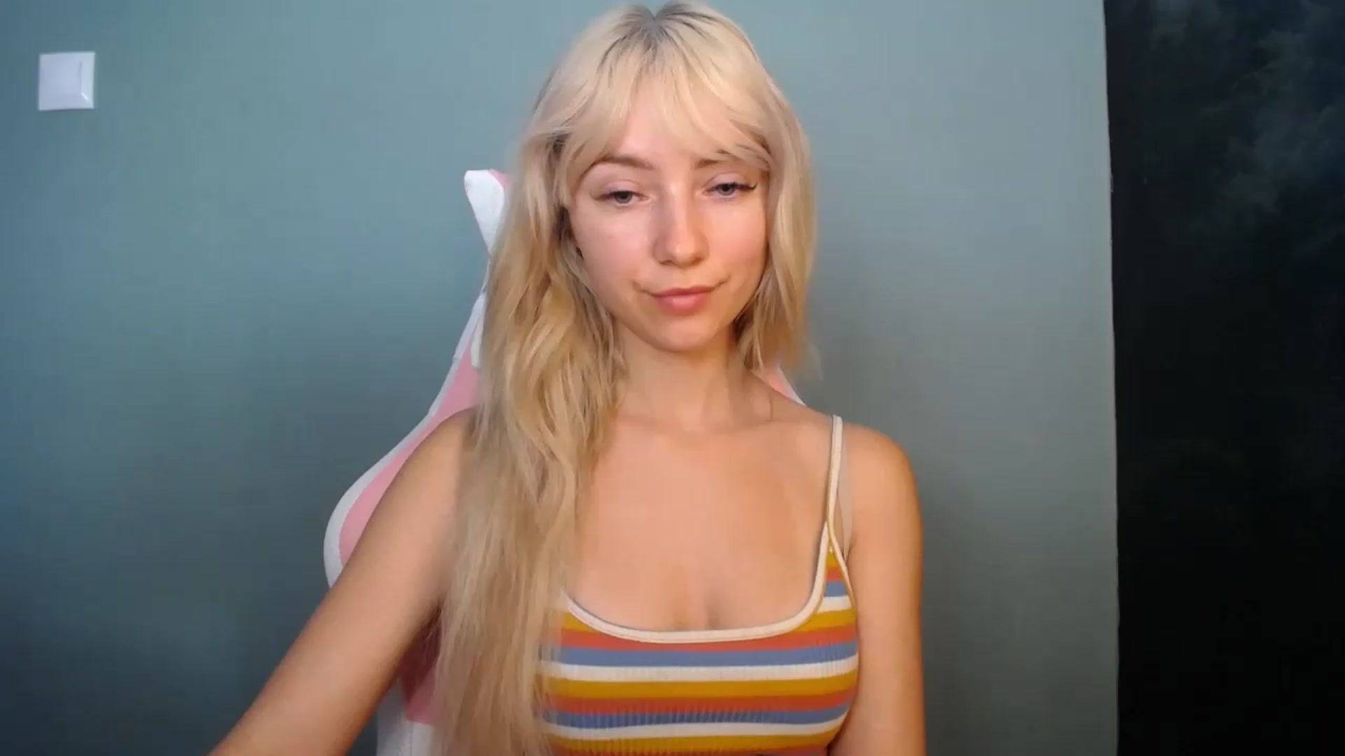 Gallery image thumbnail from LuciaAmazing's myfreecams stream on, 06/07/2026, 09:58 image 19 of 20