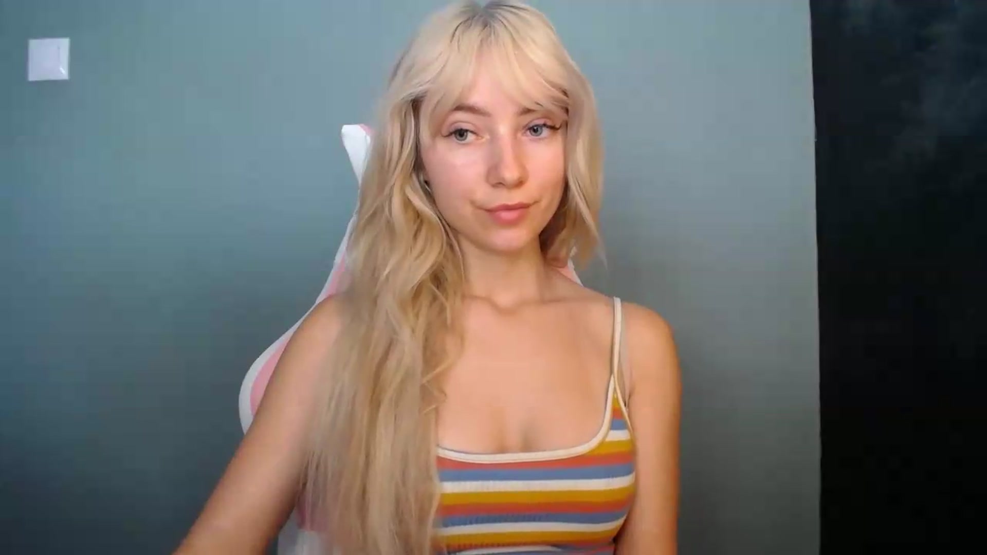Gallery image thumbnail from LuciaAmazing's myfreecams stream on, 06/07/2026, 09:58 image 15 of 20