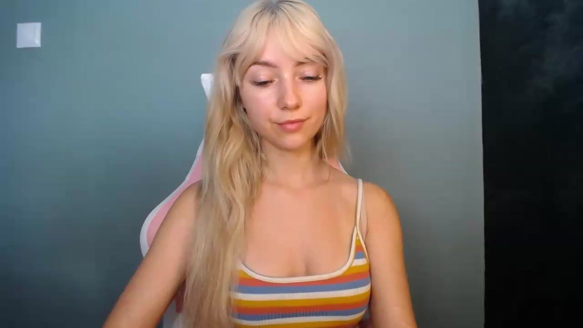 Gallery image thumbnail from LuciaAmazing's myfreecams stream on, 06/07/2026, 09:58 image 20 of 20