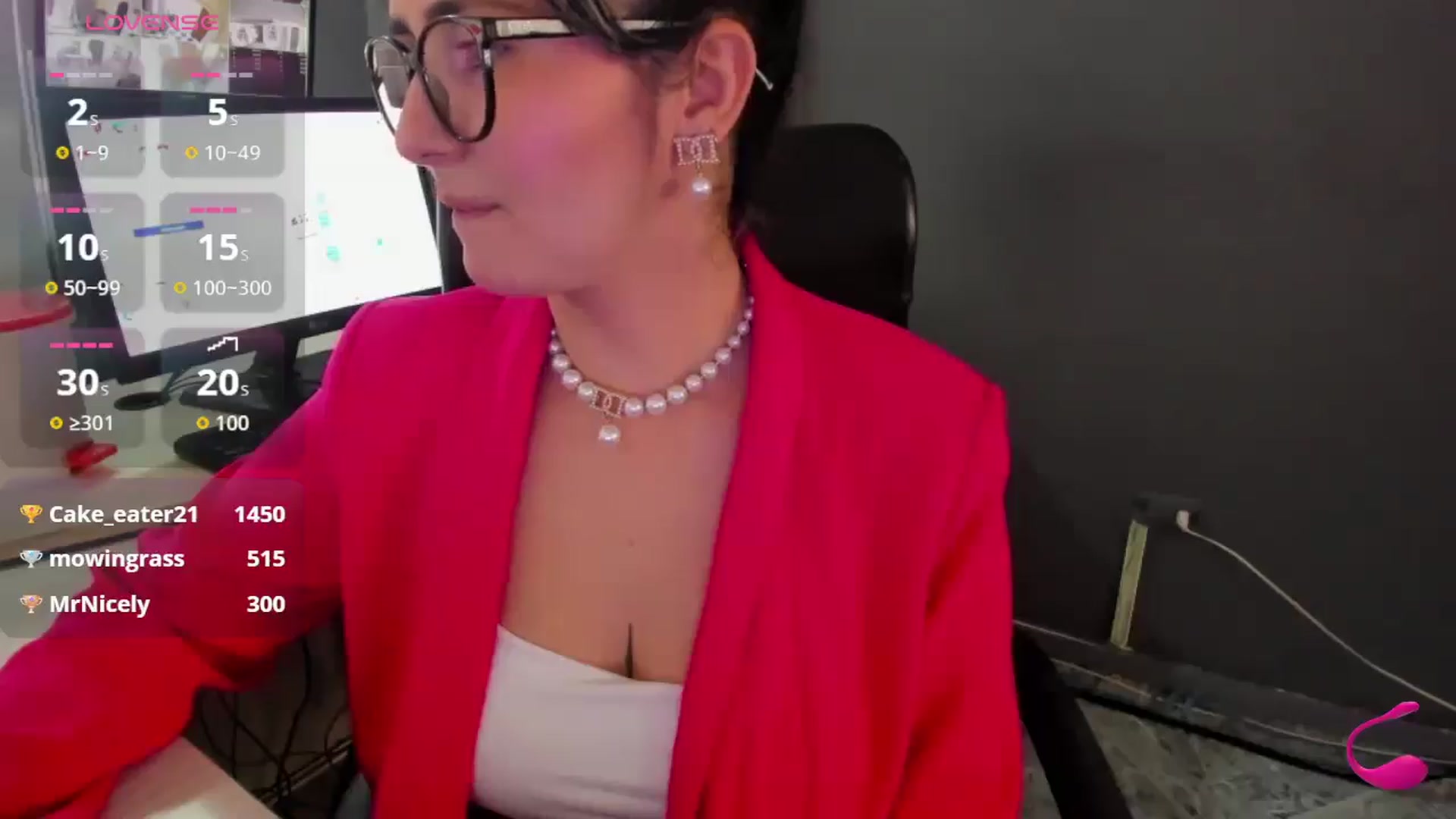 Gallery image thumbnail from Lucia_Collins's myfreecams stream on, 03/01/2026, 17:02 image 13 of 20