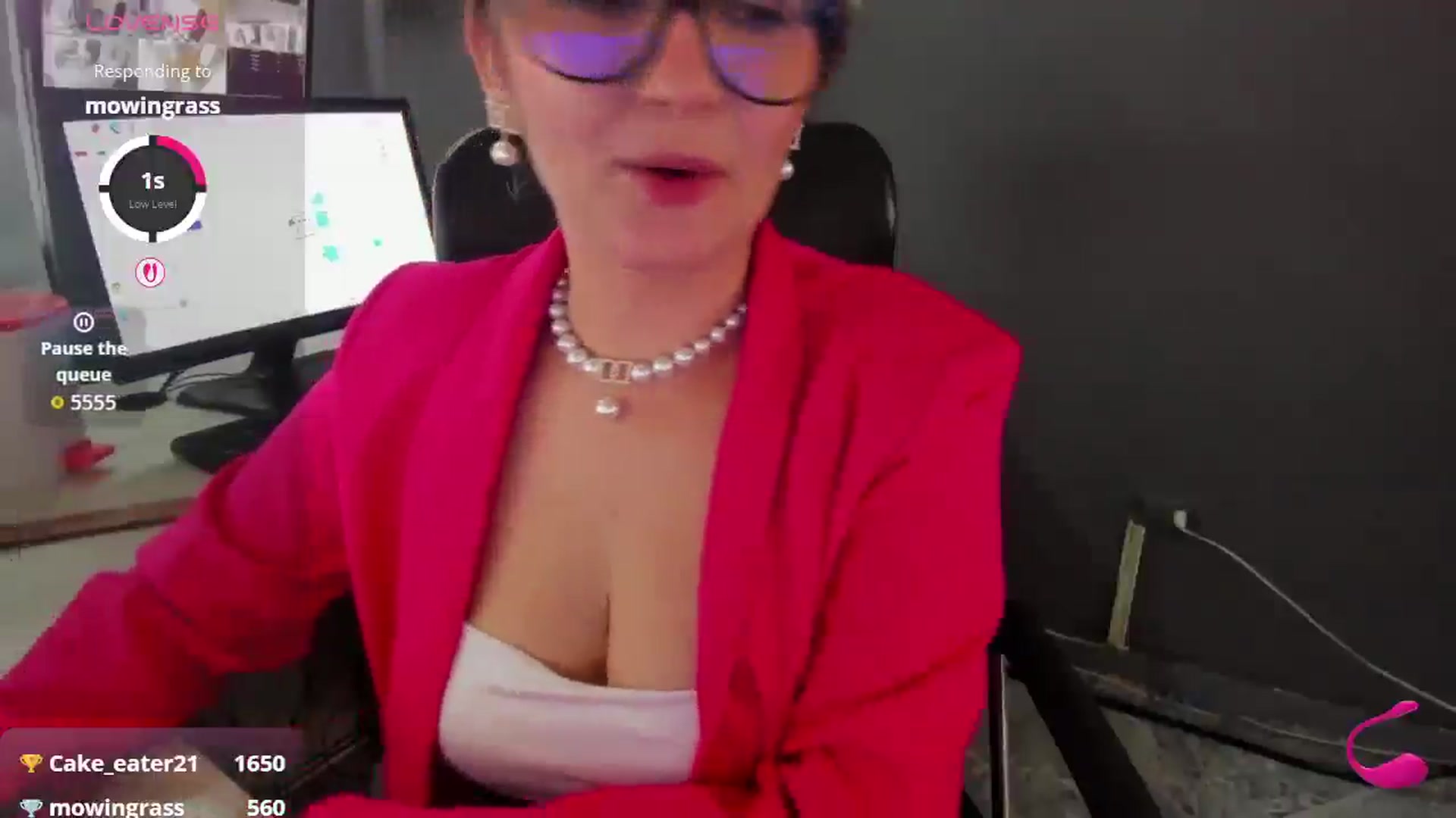 Gallery image thumbnail from Lucia_Collins's myfreecams stream on, 03/01/2026, 17:02 image 17 of 20