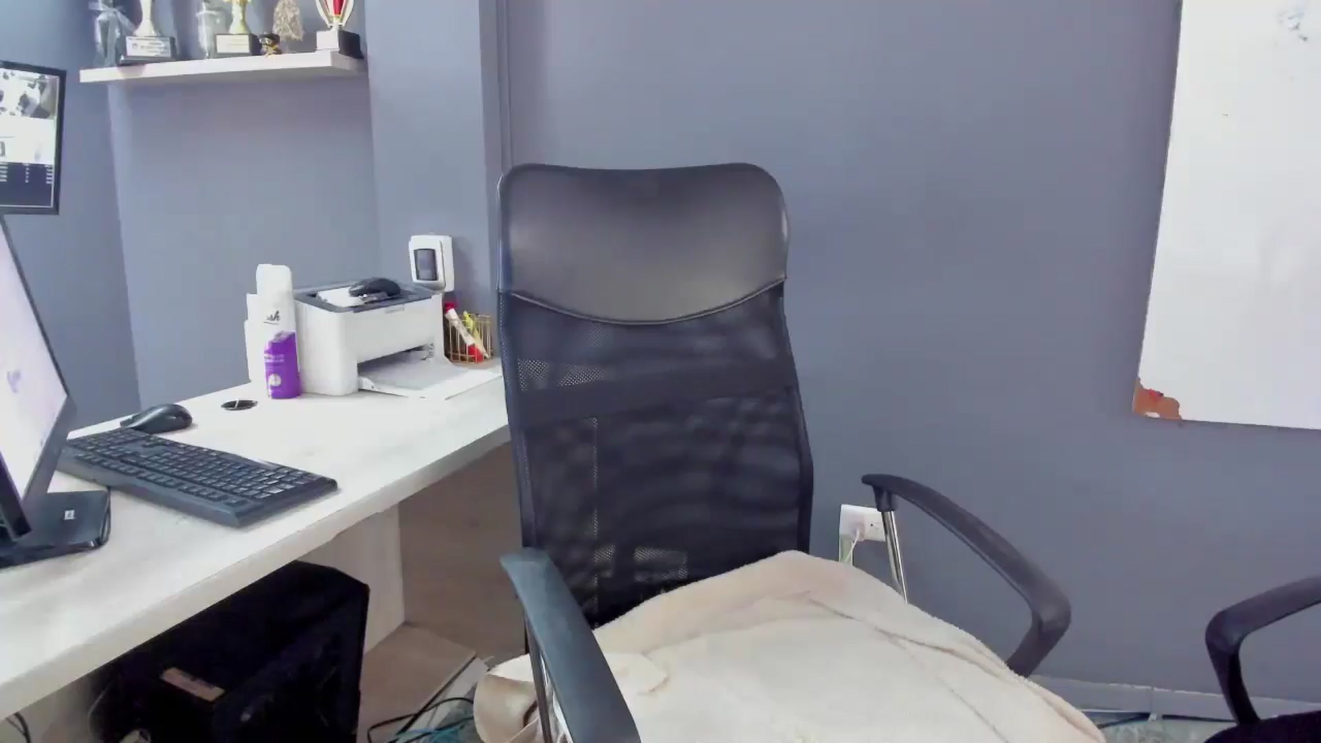 Gallery image thumbnail from Lucia_Collins's myfreecams stream on, 03/08/2026, 17:58 image 19 of 20
