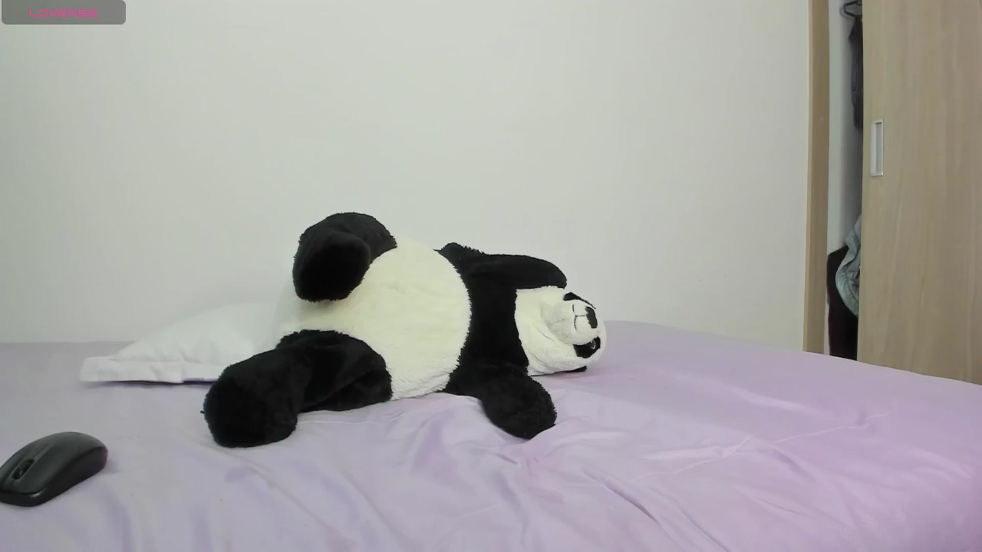 Gallery image thumbnail from Lucia_x's myfreecams stream on, 09/02/2025, 13:01 image 17 of 20
