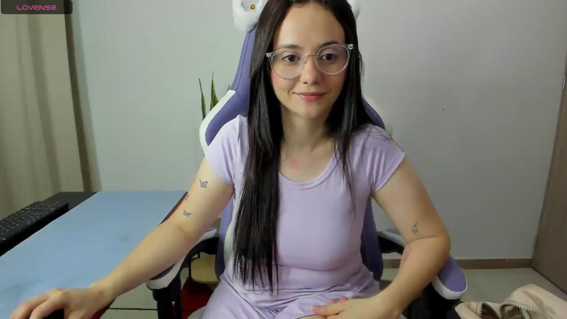 Gallery image thumbnail from Lucia_x's myfreecams stream on, 05/11/2026, 23:49 image 14 of 20