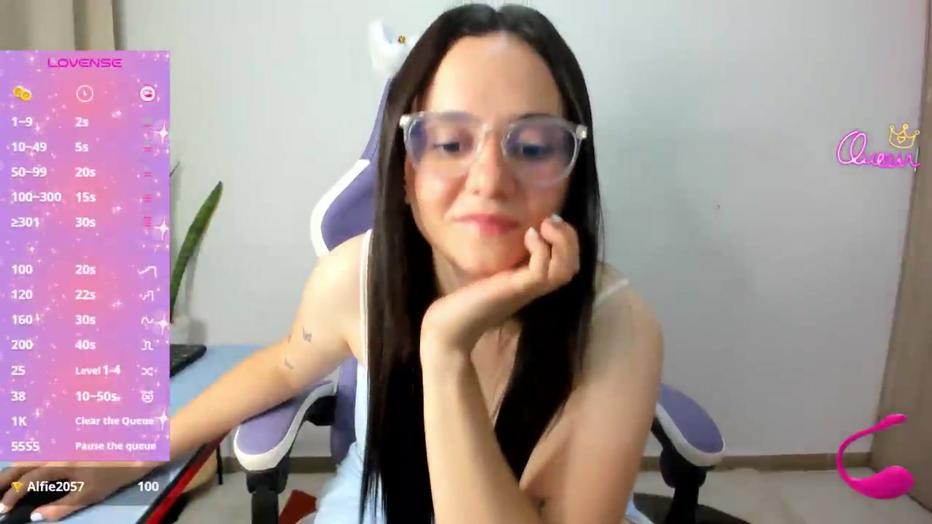Gallery image thumbnail from Lucia_x's myfreecams stream on, 05/17/2026, 24:14 image 8 of 20