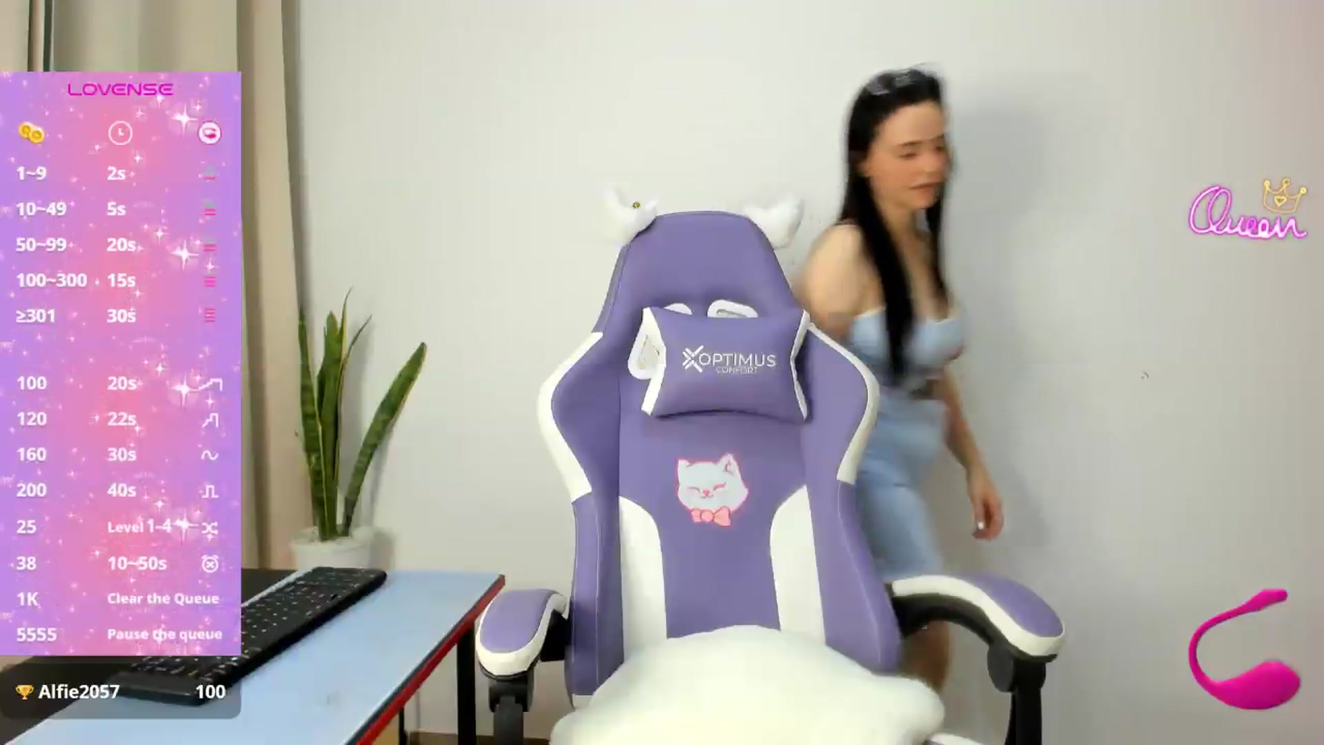 Gallery image thumbnail from Lucia_x's myfreecams stream on, 05/17/2026, 24:14 image 12 of 20