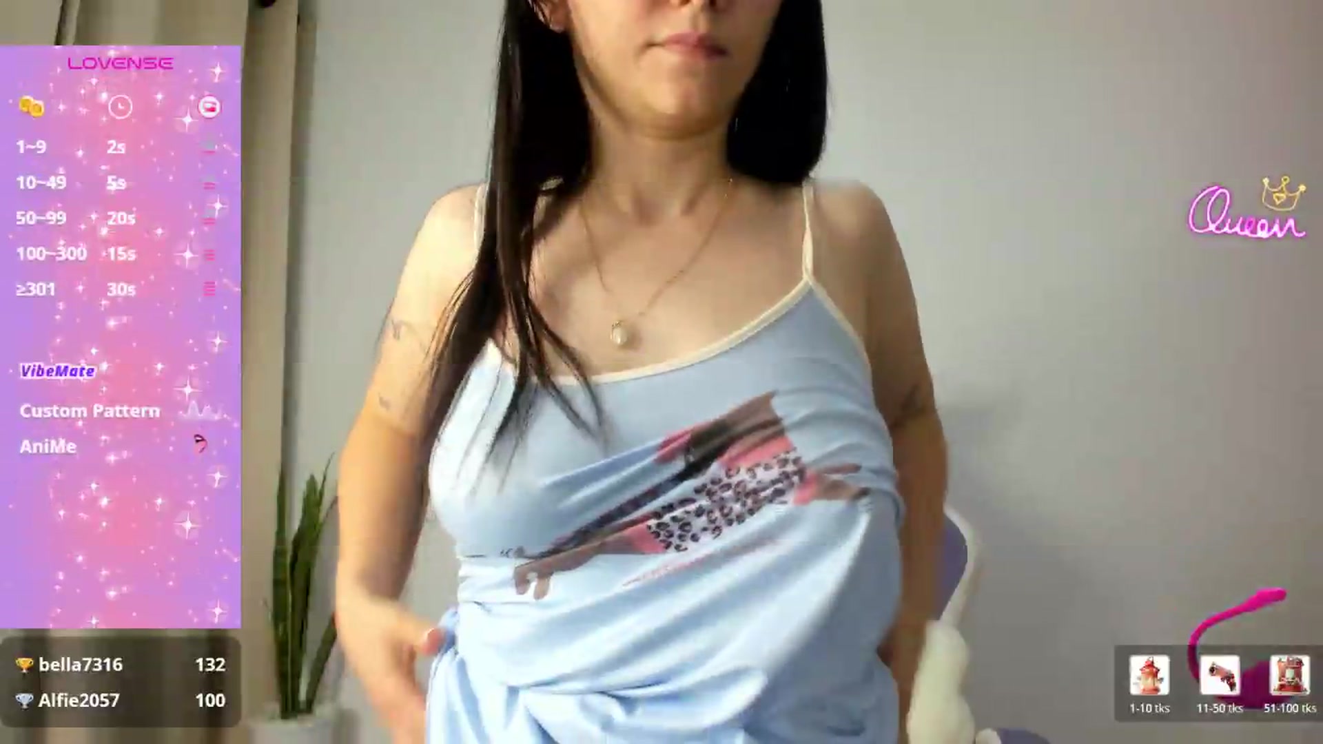 Gallery image thumbnail from Lucia_x's myfreecams stream on, 05/17/2026, 24:14 image 16 of 20