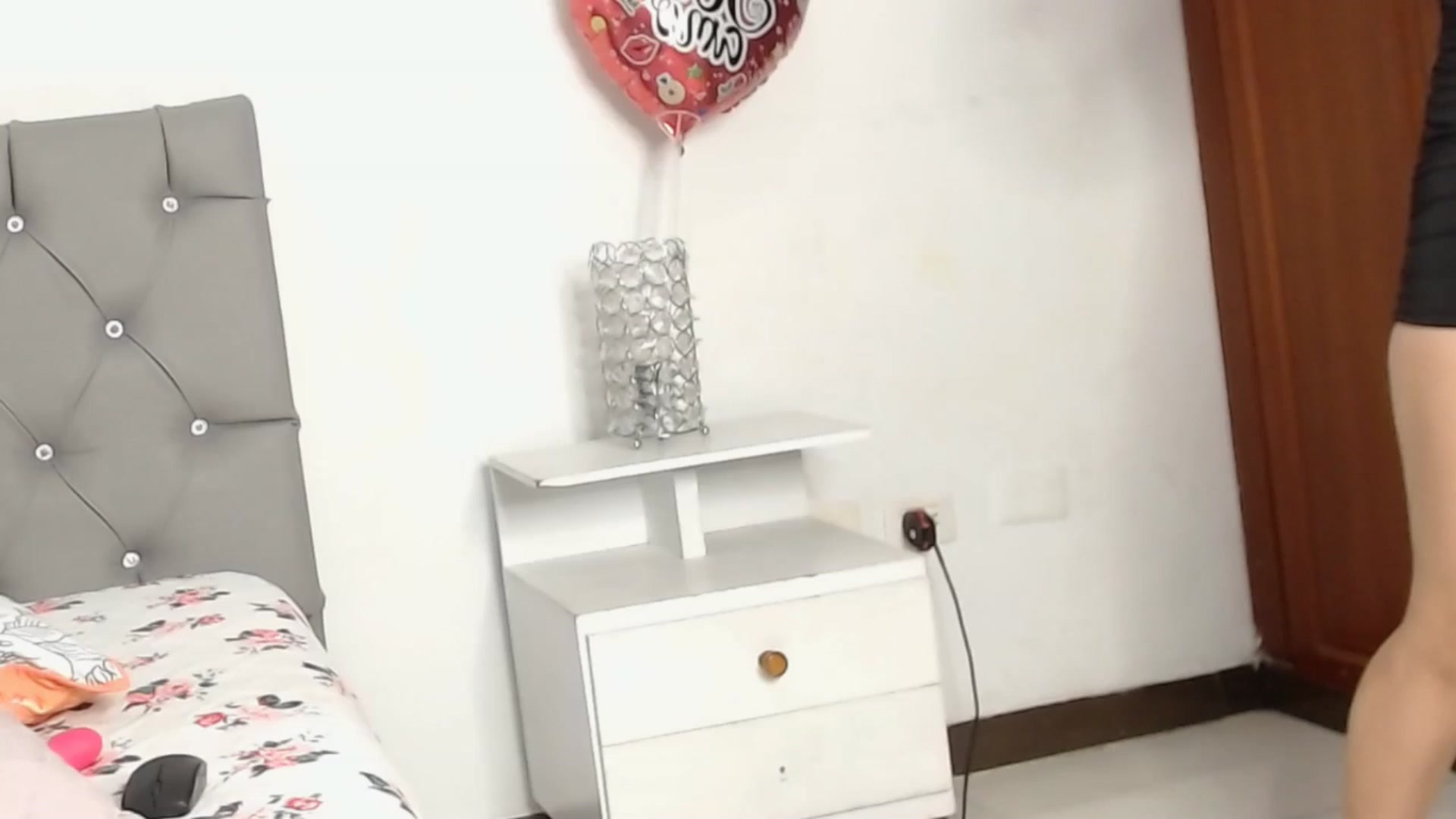 Gallery image thumbnail from LucianaPaz's myfreecams stream on, 02/17/2025, 19:38 image 8 of 20