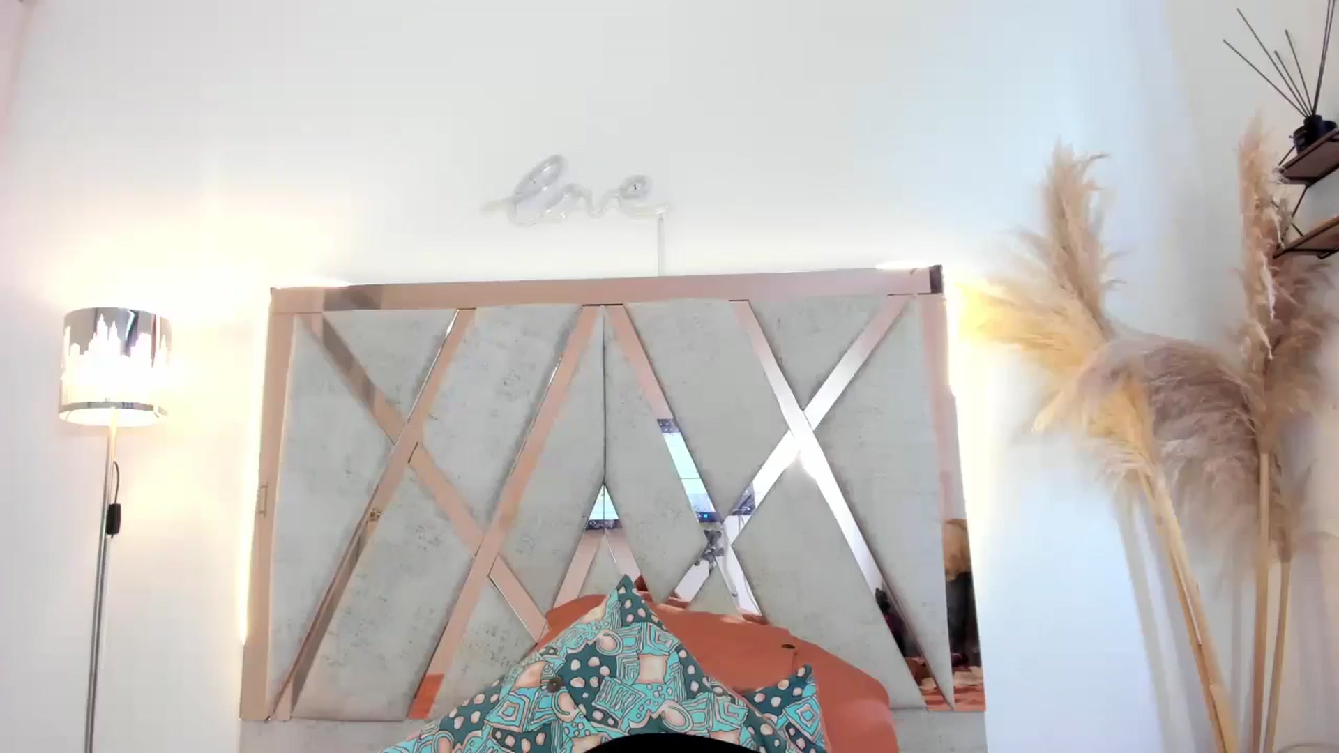 Gallery image thumbnail from Luciana_grant's myfreecams stream on, 02/26/2025, 18:41 image 19 of 20