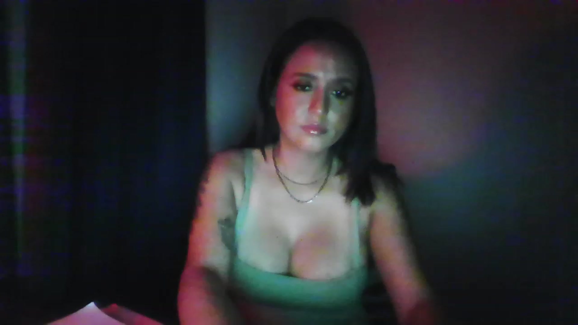 Gallery image thumbnail from LuciannaLayne's myfreecams stream on, 04/07/2023, 09:00 image 8 of 20