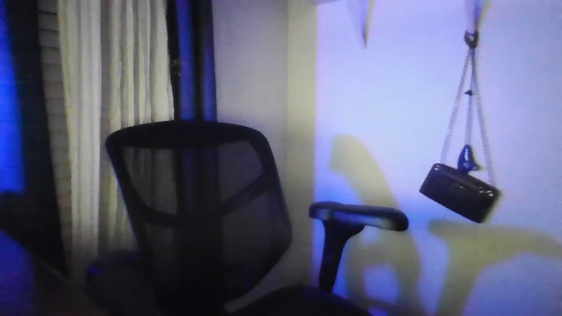 Gallery image thumbnail from LuciannaLayne's myfreecams stream on, 06/05/2023, 09:39 image 7 of 20