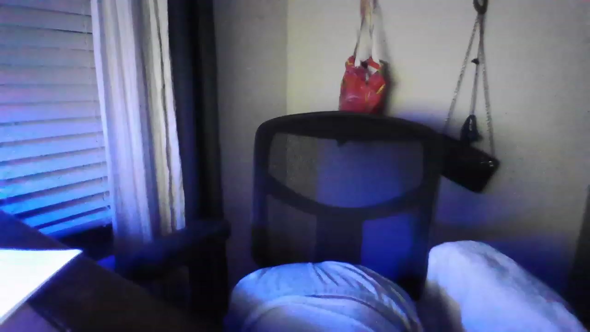 Gallery image thumbnail from LuciannaLayne's myfreecams stream on, 06/12/2023, 02:52 image 19 of 20