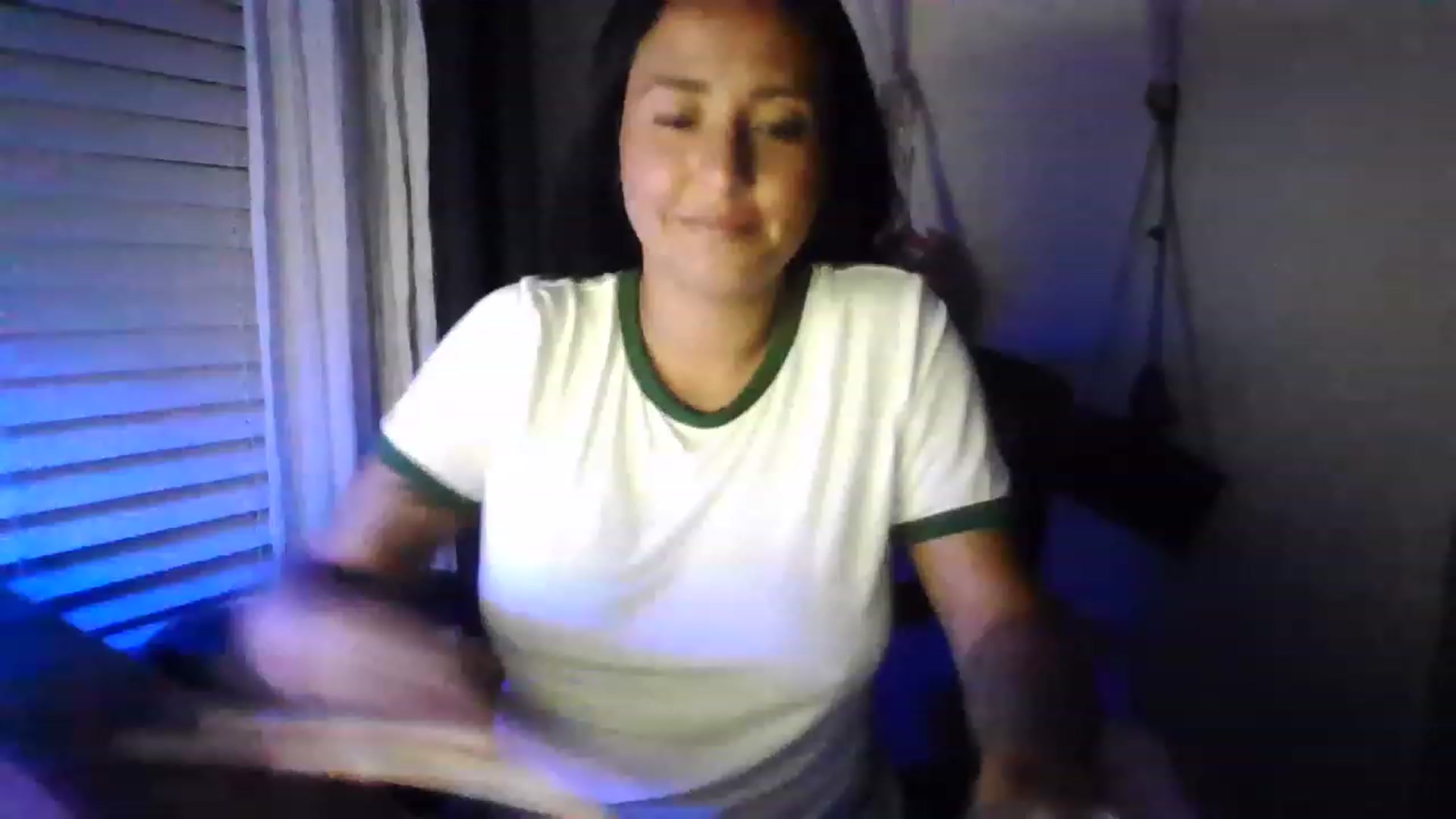 Gallery image thumbnail from LuciannaLayne's myfreecams stream on, 06/12/2023, 02:52 image 2 of 20