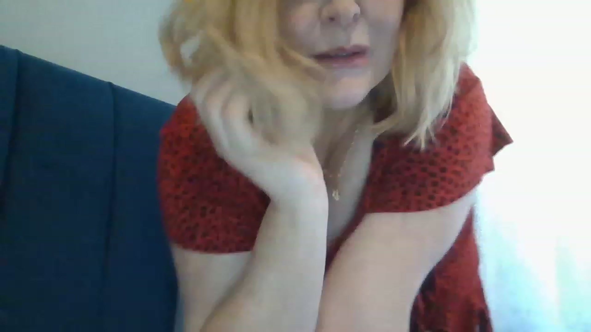 Gallery image thumbnail from LucieLowe's myfreecams stream on, 11/24/2022, 14:40 image 20 of 20
