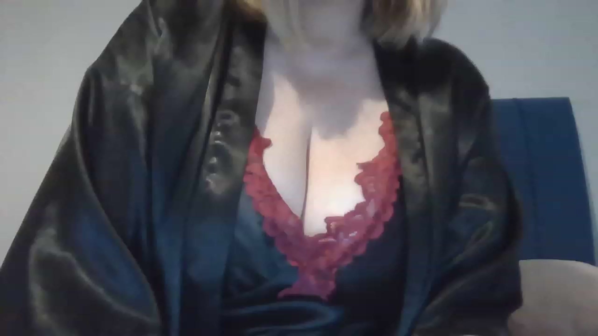 Gallery image thumbnail from LucieLowe's myfreecams stream on, 11/27/2022, 08:46 image 6 of 20