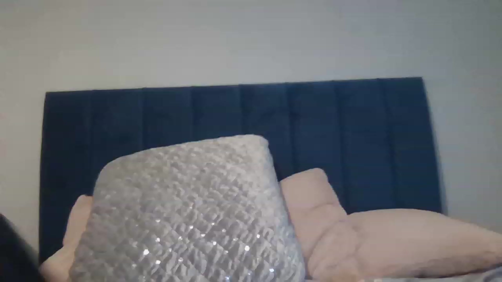 Gallery image thumbnail from LucieLowe's myfreecams stream on, 11/27/2022, 08:46 image 13 of 20