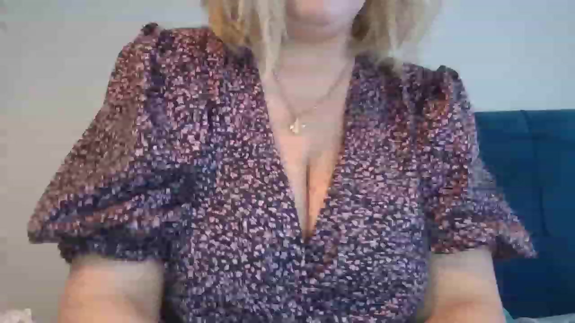 Gallery image thumbnail from LucieLowe's myfreecams stream on, 02/07/2023, 13:27 image 10 of 20