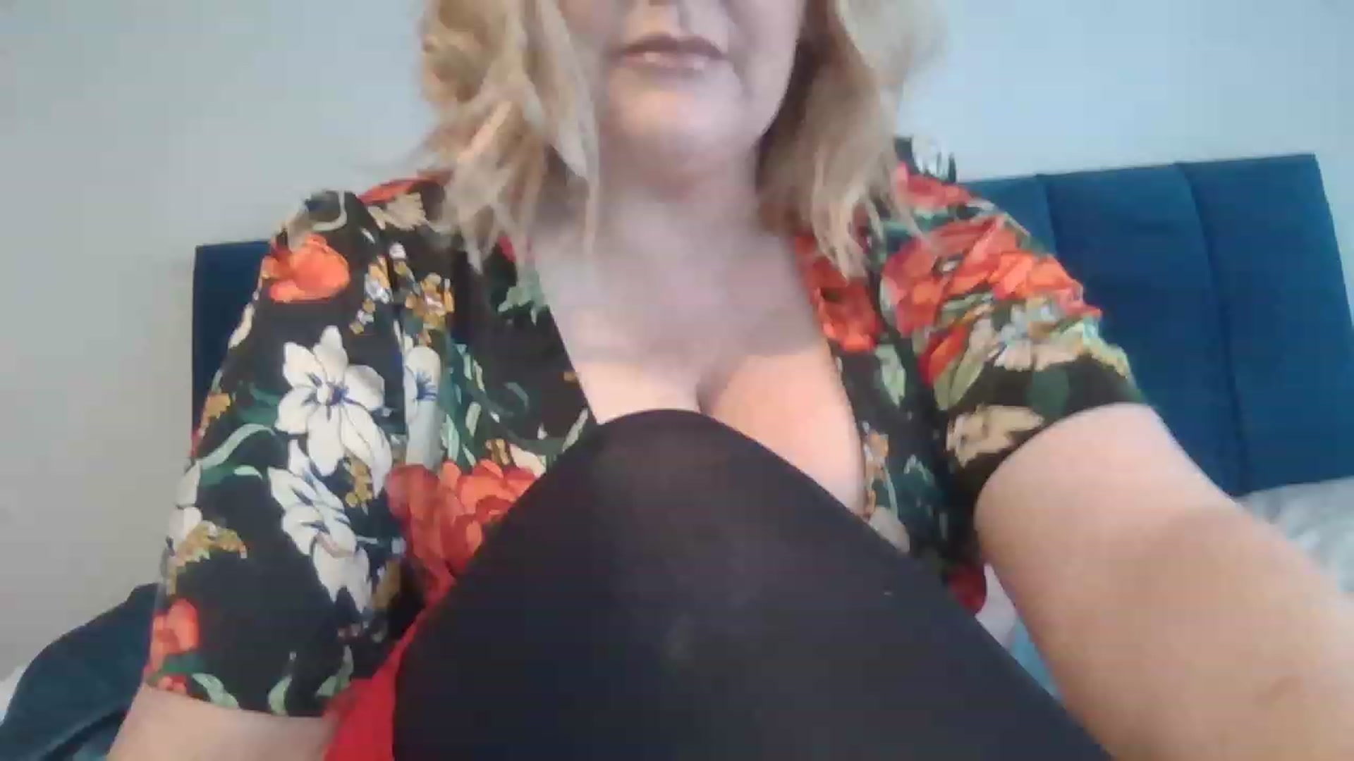 Gallery image thumbnail from LucieLowe's myfreecams stream on, 02/28/2023, 13:15 image 5 of 20