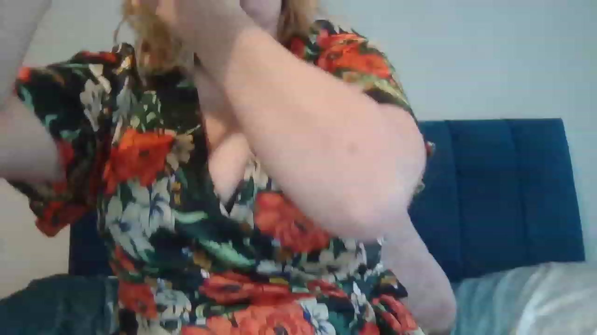 Gallery image thumbnail from LucieLowe's myfreecams stream on, 02/28/2023, 13:15 image 17 of 20