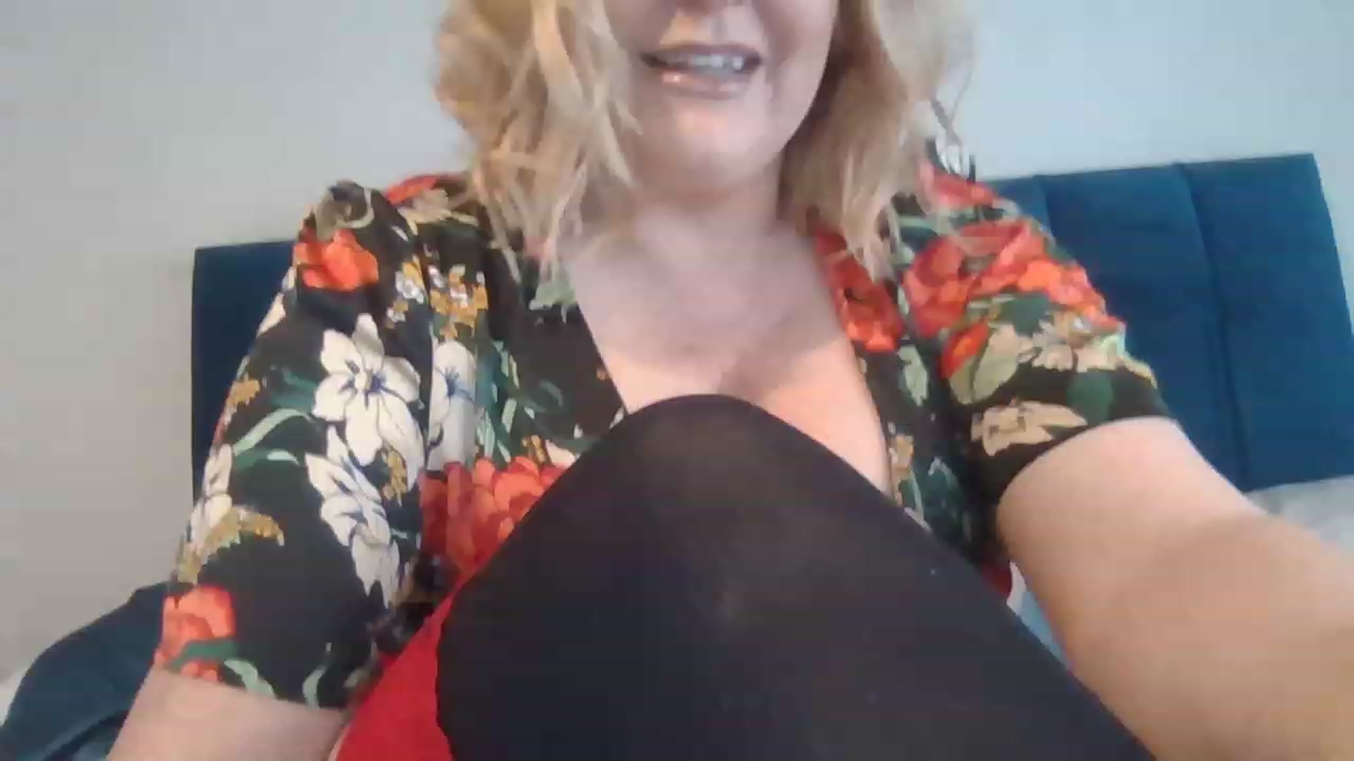 Gallery image thumbnail from LucieLowe's myfreecams stream on, 02/28/2023, 13:15 image 4 of 20