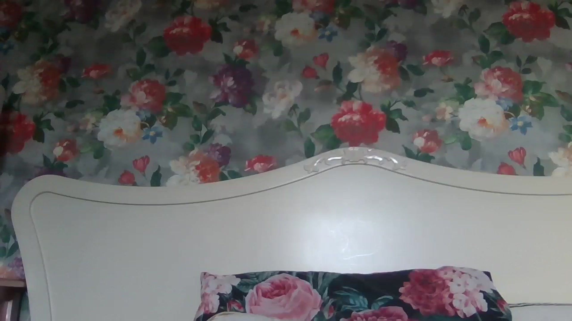 Gallery image thumbnail from LucieLowe's myfreecams stream on, 10/03/2023, 11:30 image 17 of 20