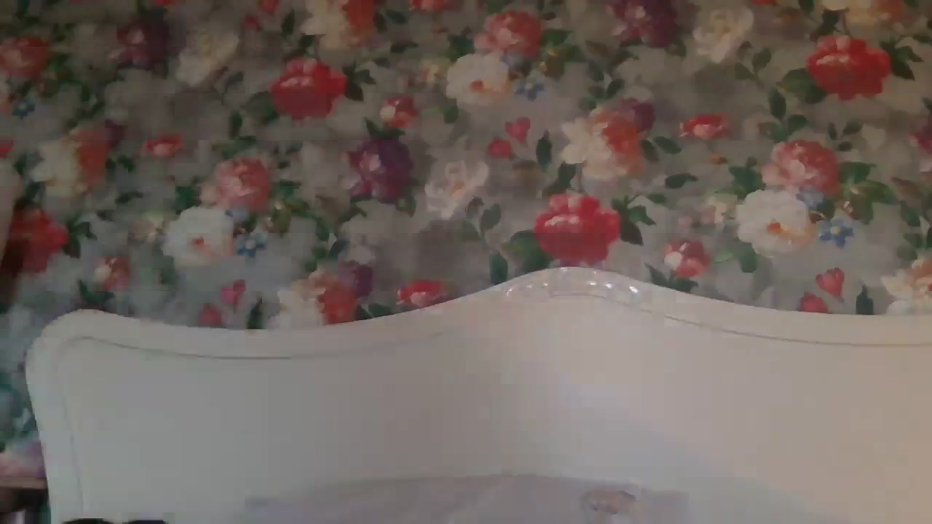 Gallery image thumbnail from LucieLowe's myfreecams stream on, 10/12/2023, 13:47 image 13 of 20