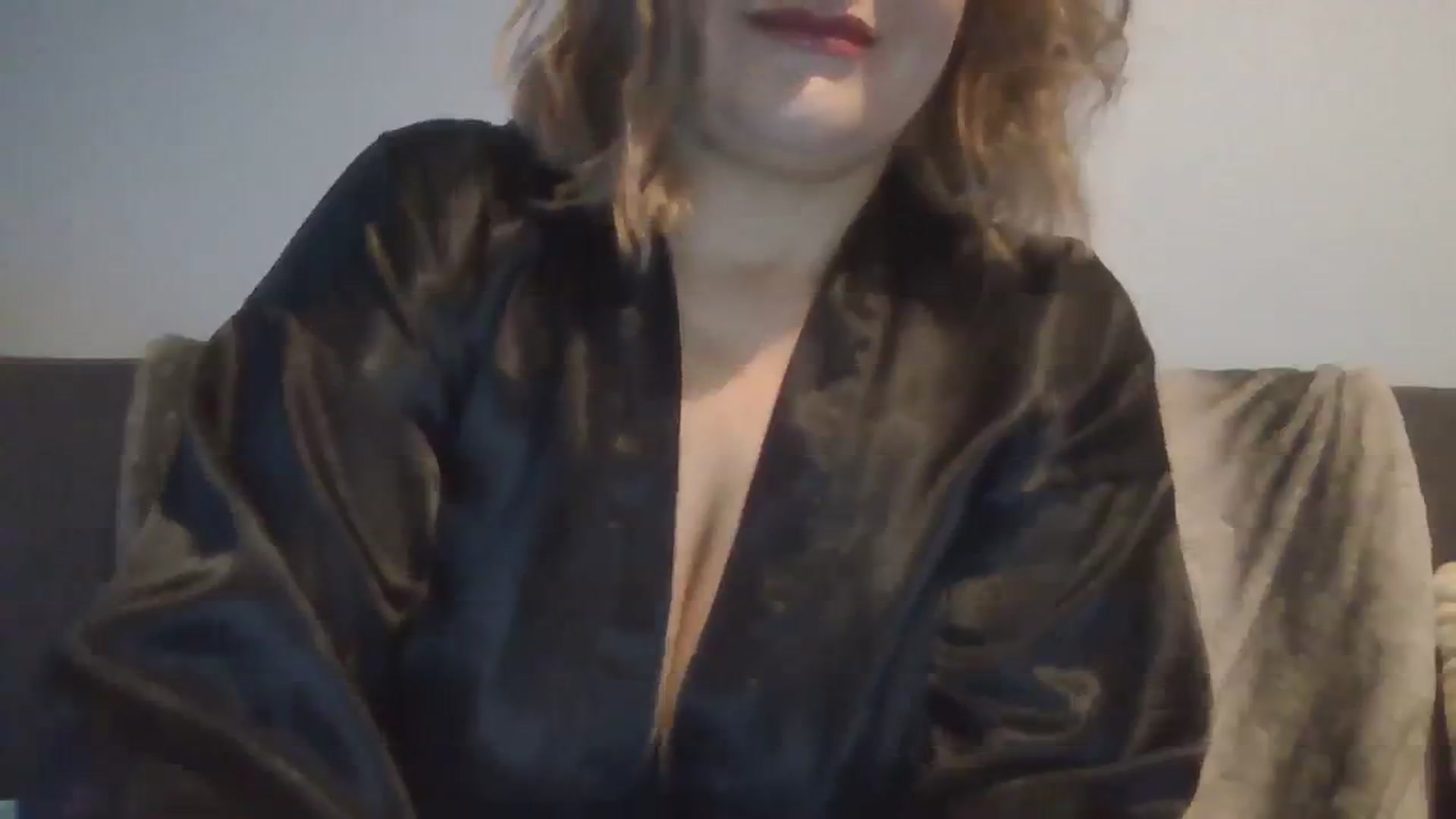 Gallery image thumbnail from LucieLowe's myfreecams stream on, 11/05/2023, 09:33 image 2 of 20