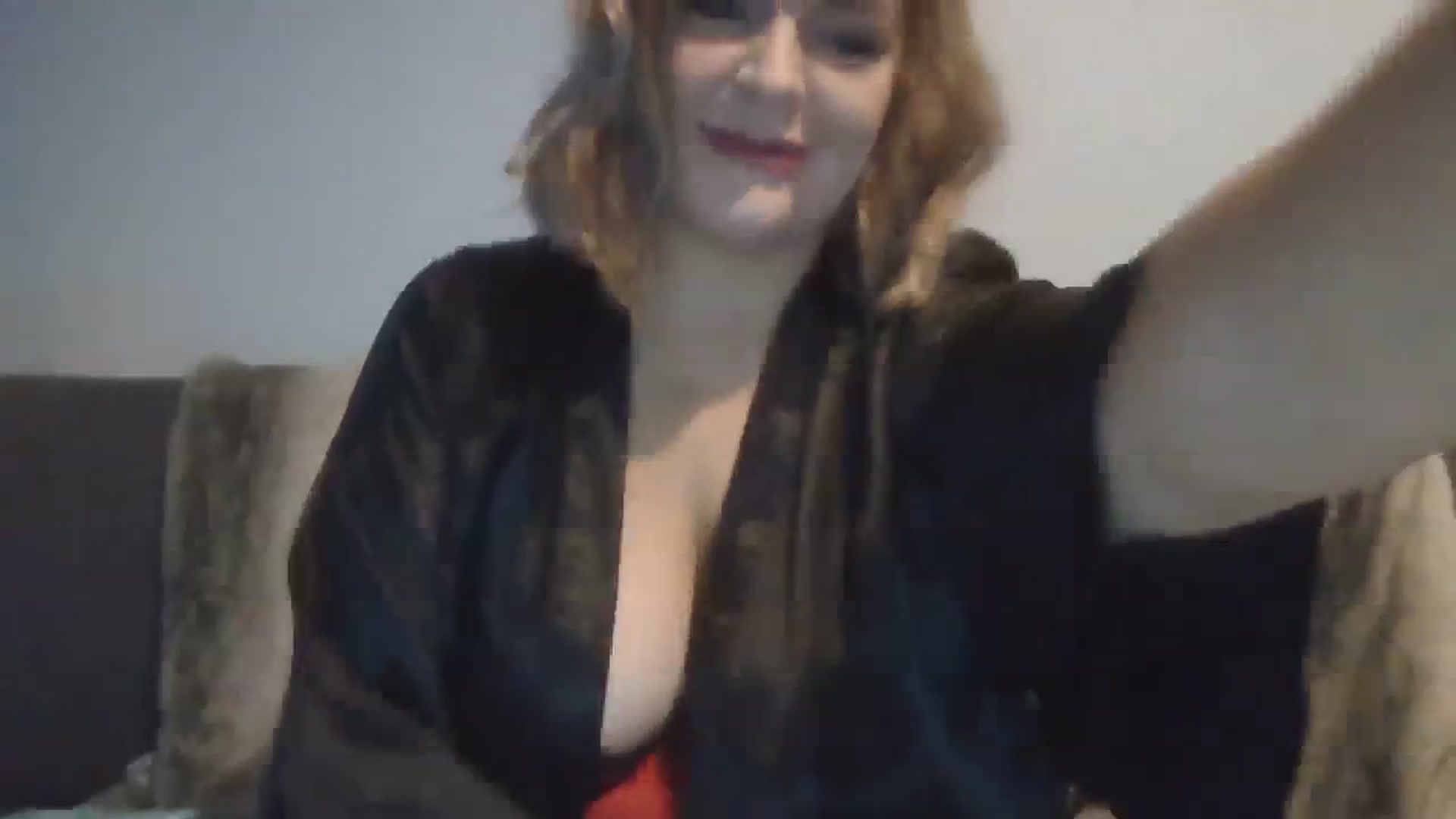 Gallery image thumbnail from LucieLowe's myfreecams stream on, 11/05/2023, 09:33 image 14 of 20