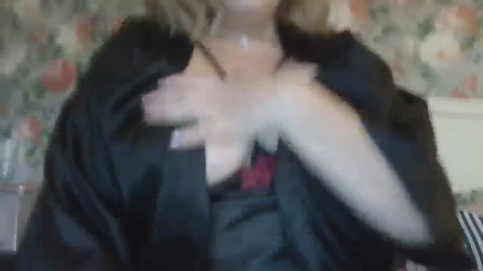 Gallery image thumbnail from LucieLowe's myfreecams stream on, 11/09/2023, 14:21 image 16 of 20
