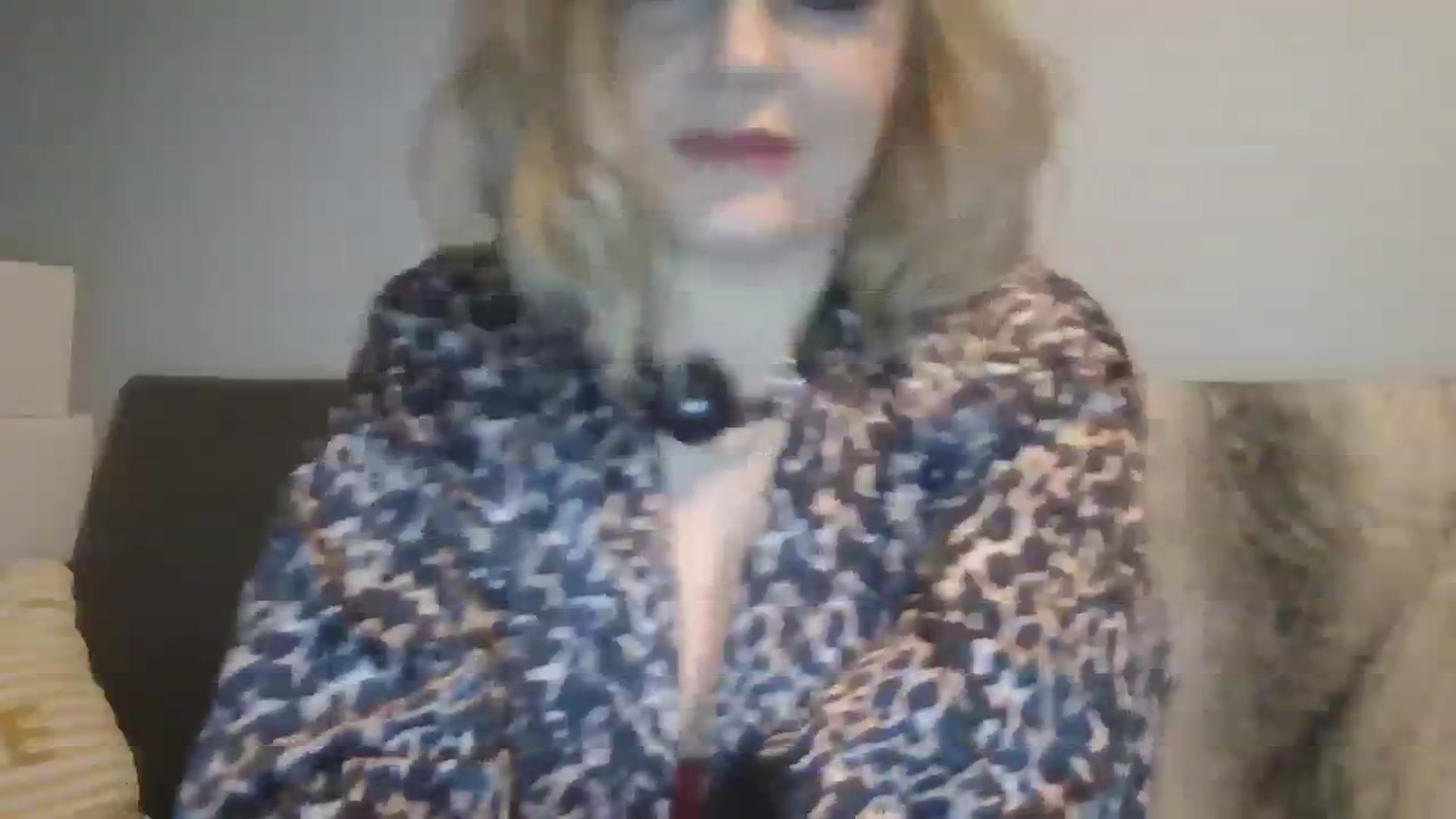 Gallery image thumbnail from LucieLowe's myfreecams stream on, 12/26/2023, 10:30 image 17 of 20