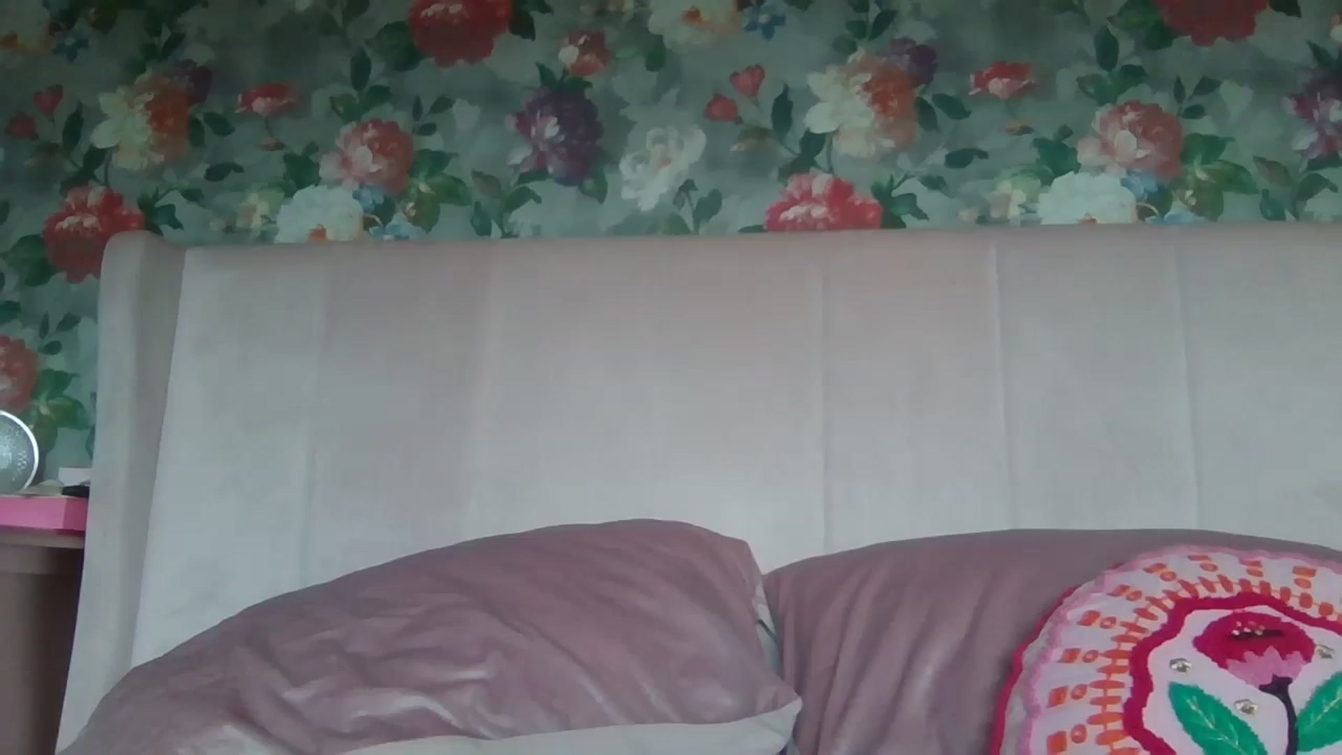 Gallery image thumbnail from LucieLowe's myfreecams stream on, 07/09/2025, 12:49 image 13 of 20